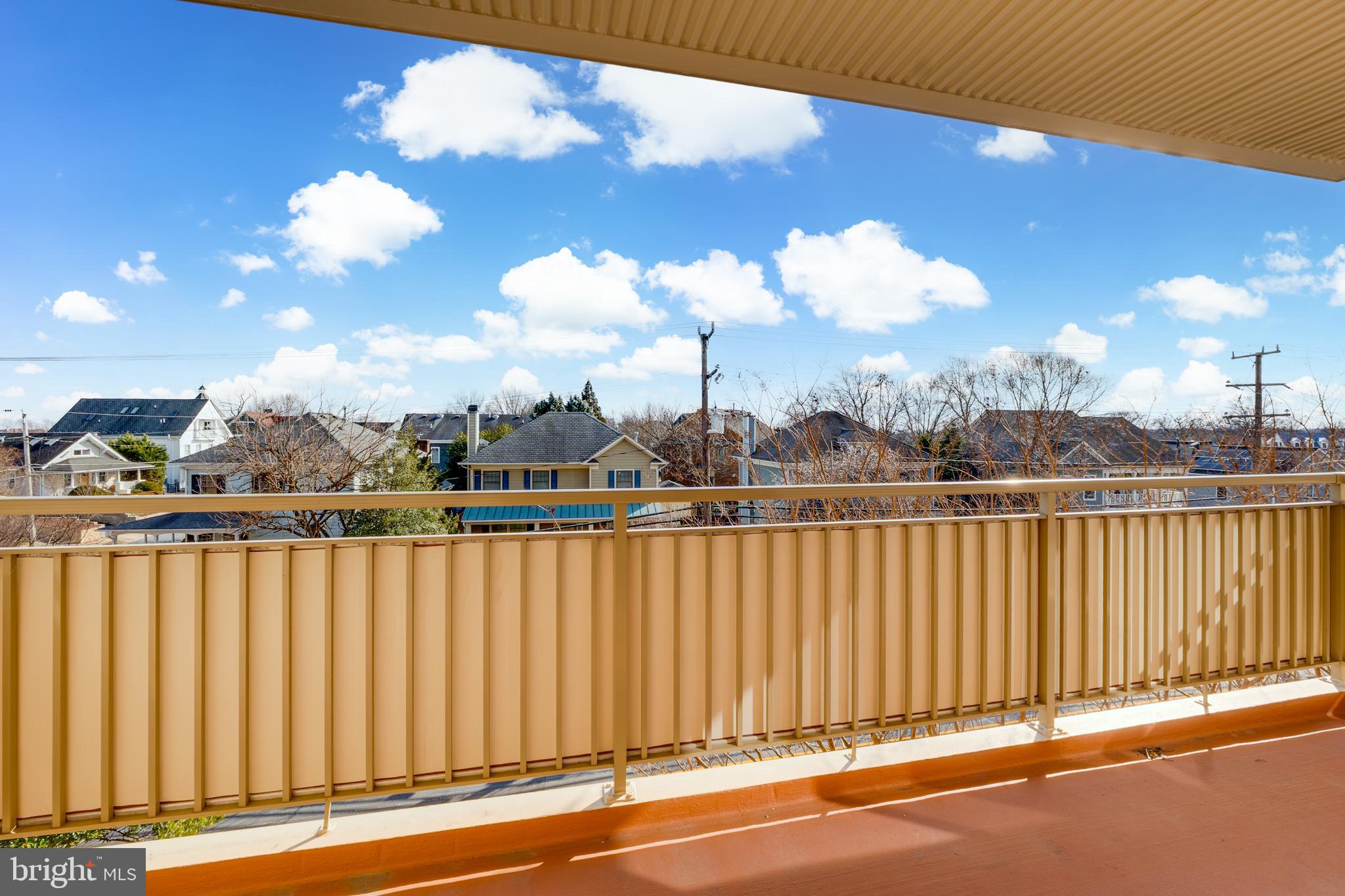 STONERIDGE KNOLL - Residential Lease