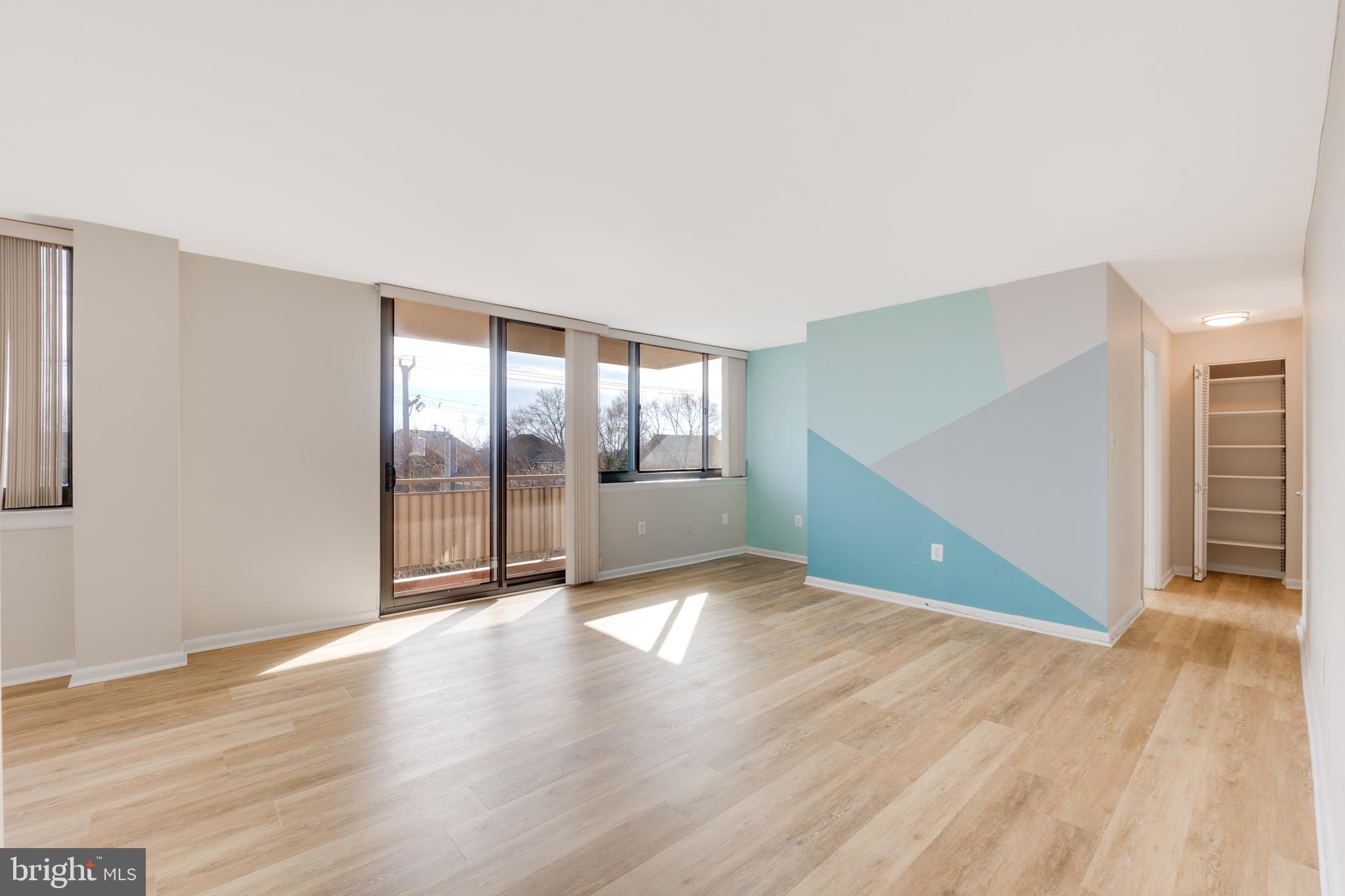 STONERIDGE KNOLL - Residential Lease