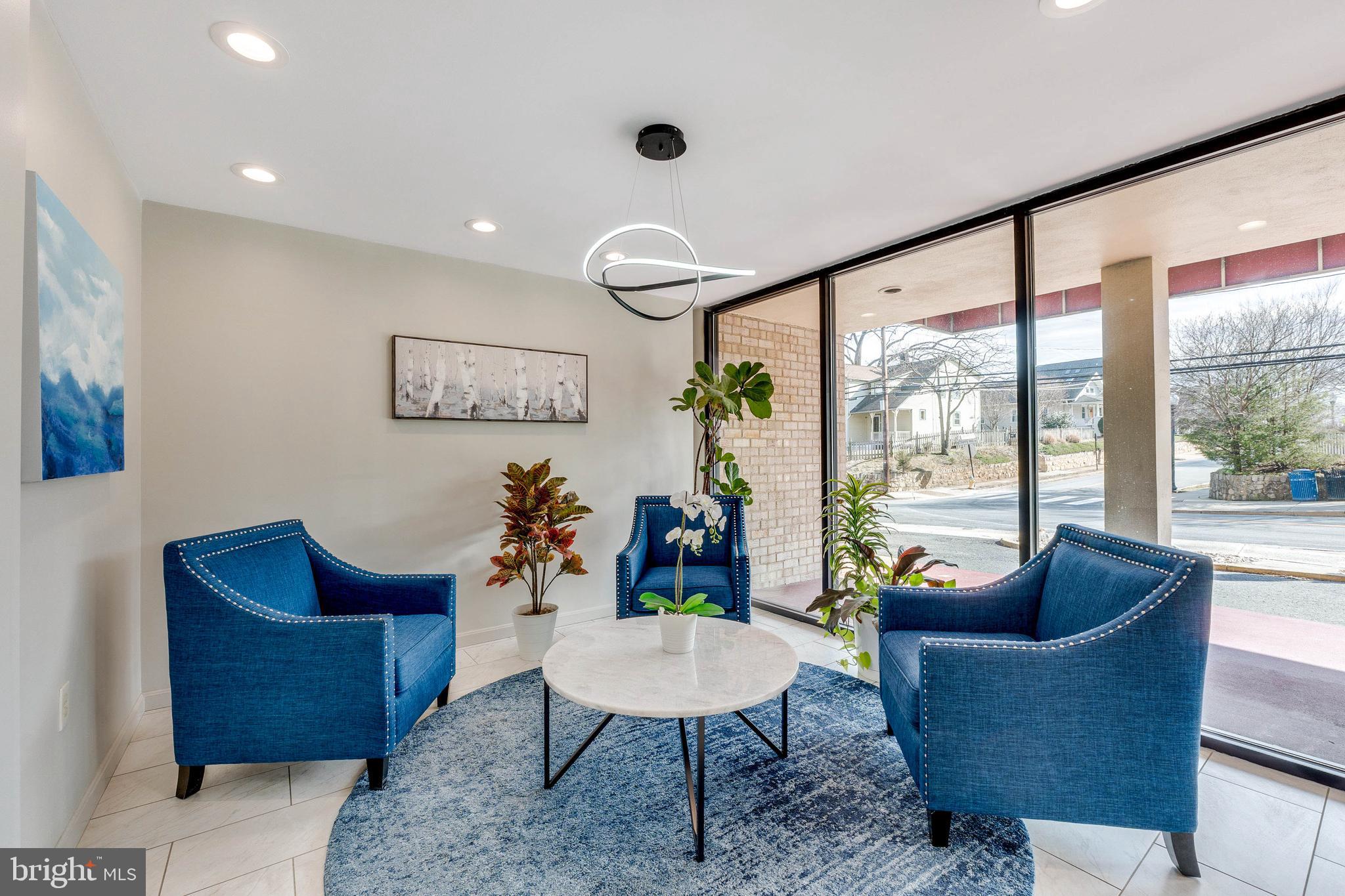 STONERIDGE KNOLL - Residential Lease