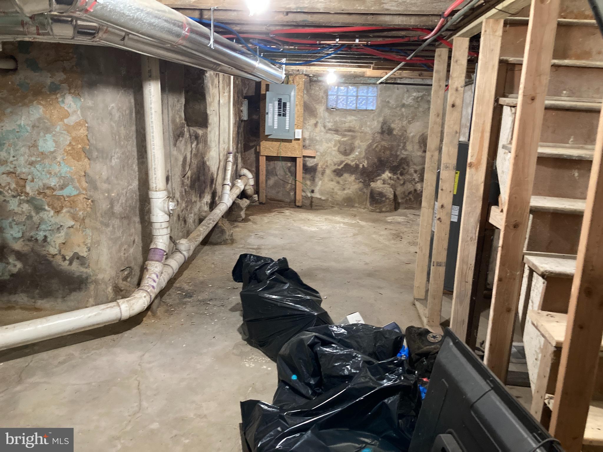 MILL CREEK - Residential