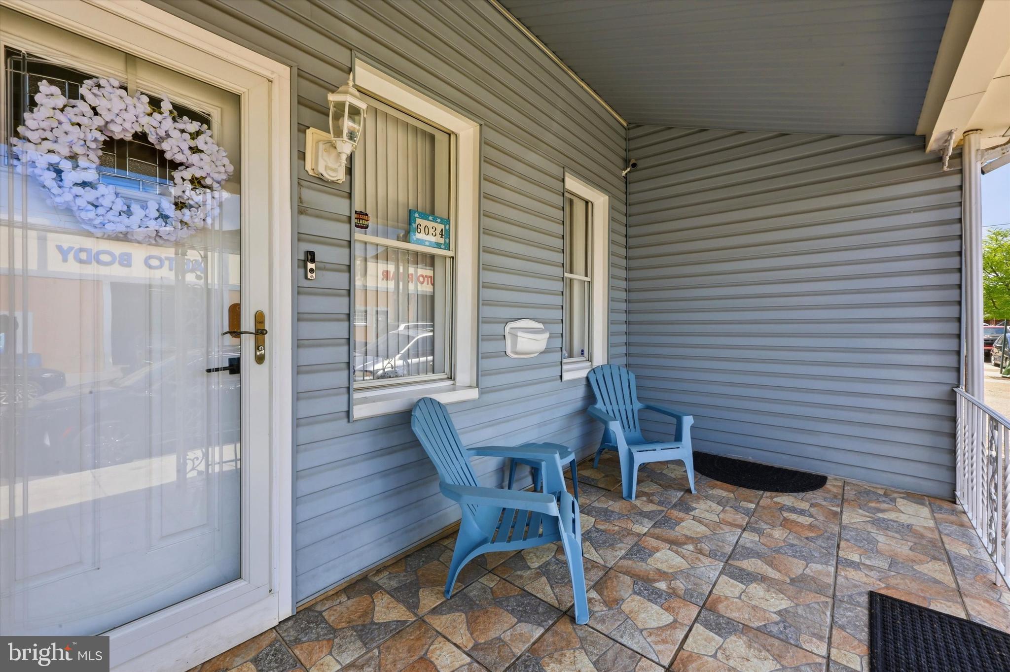 6034 LARCHWOOD AVENUE