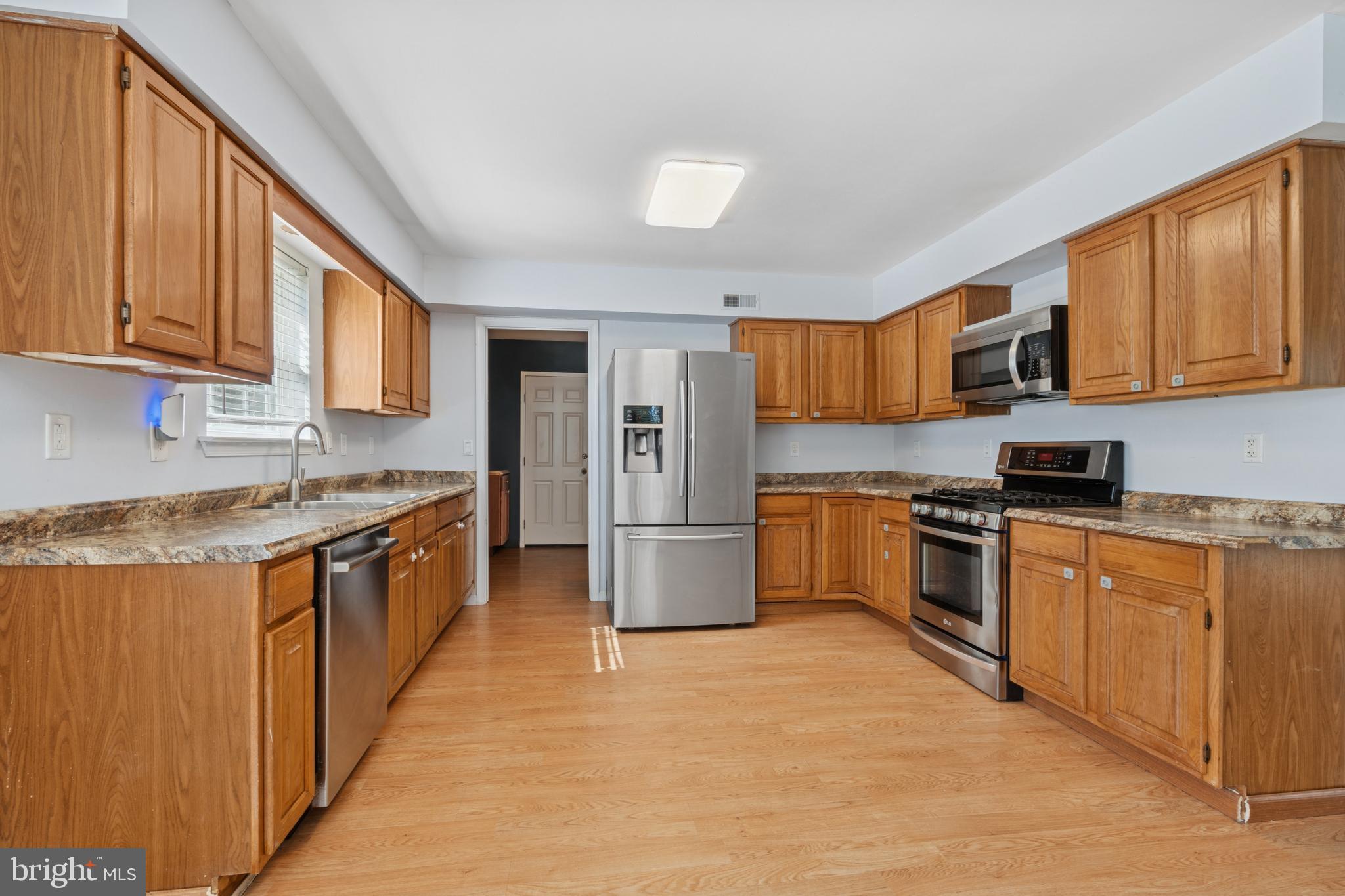 301 COLORADO TRL
