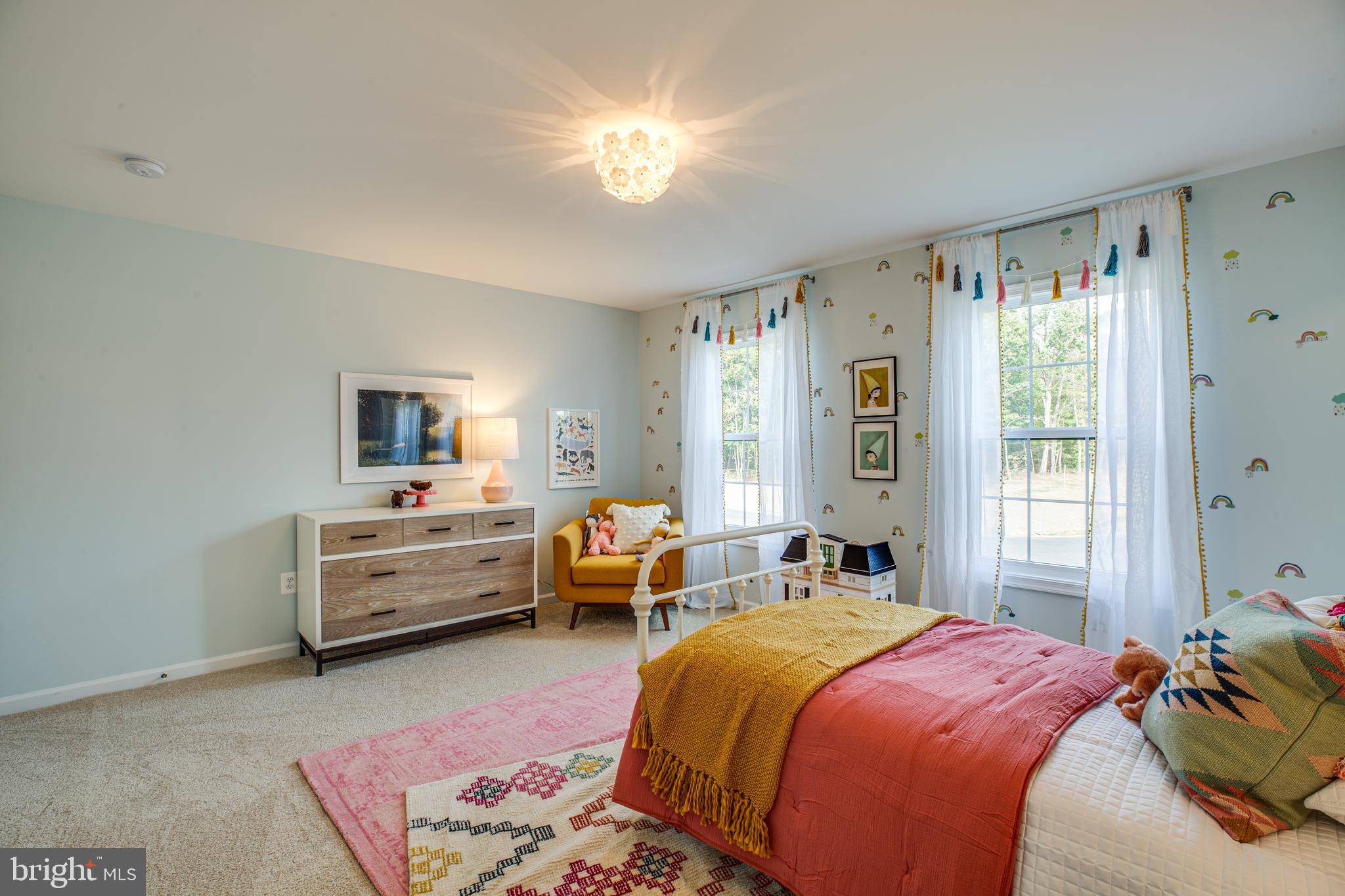 WHITEHALL - Residential