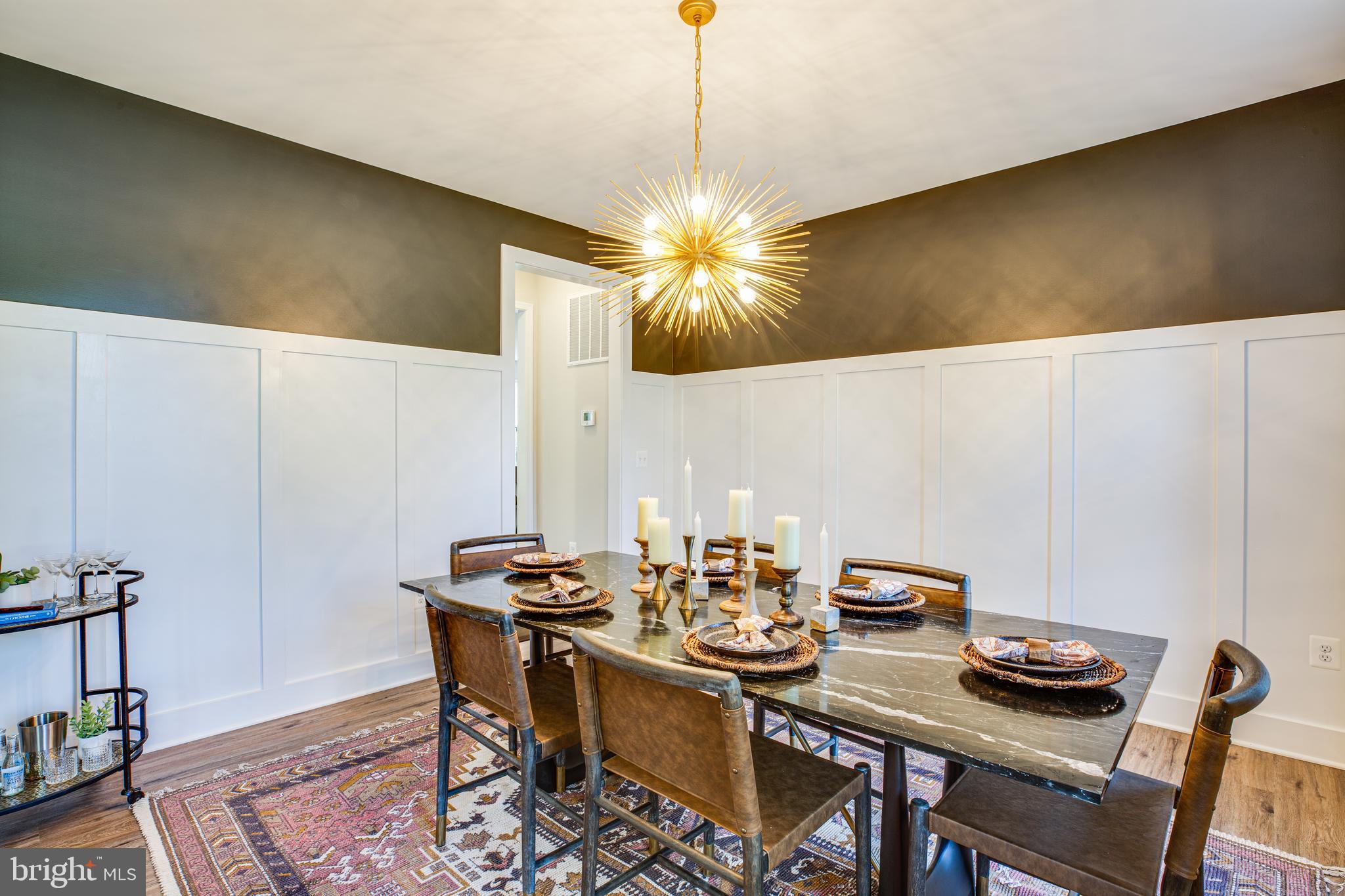 WHITEHALL - Residential