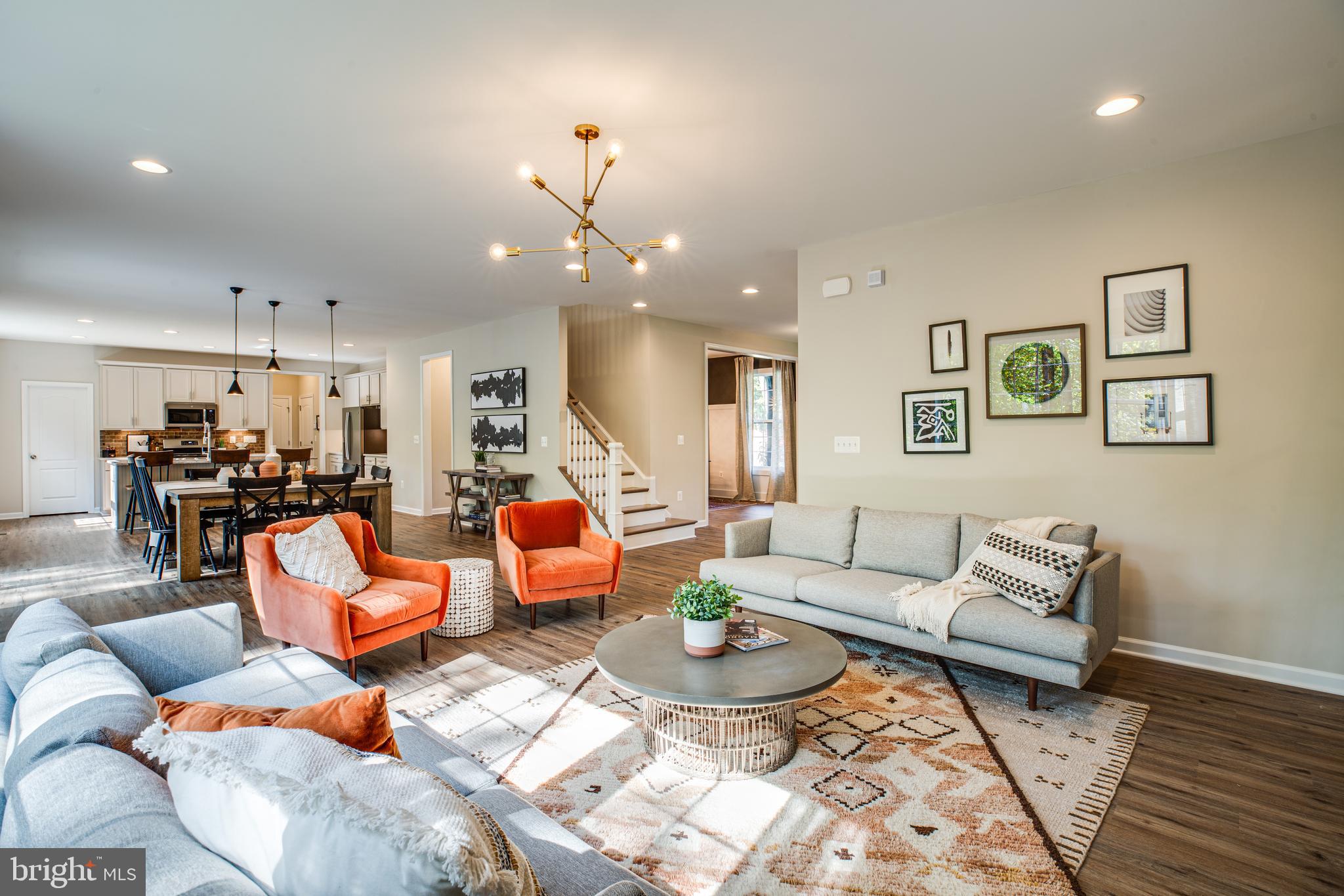 WHITEHALL - Residential