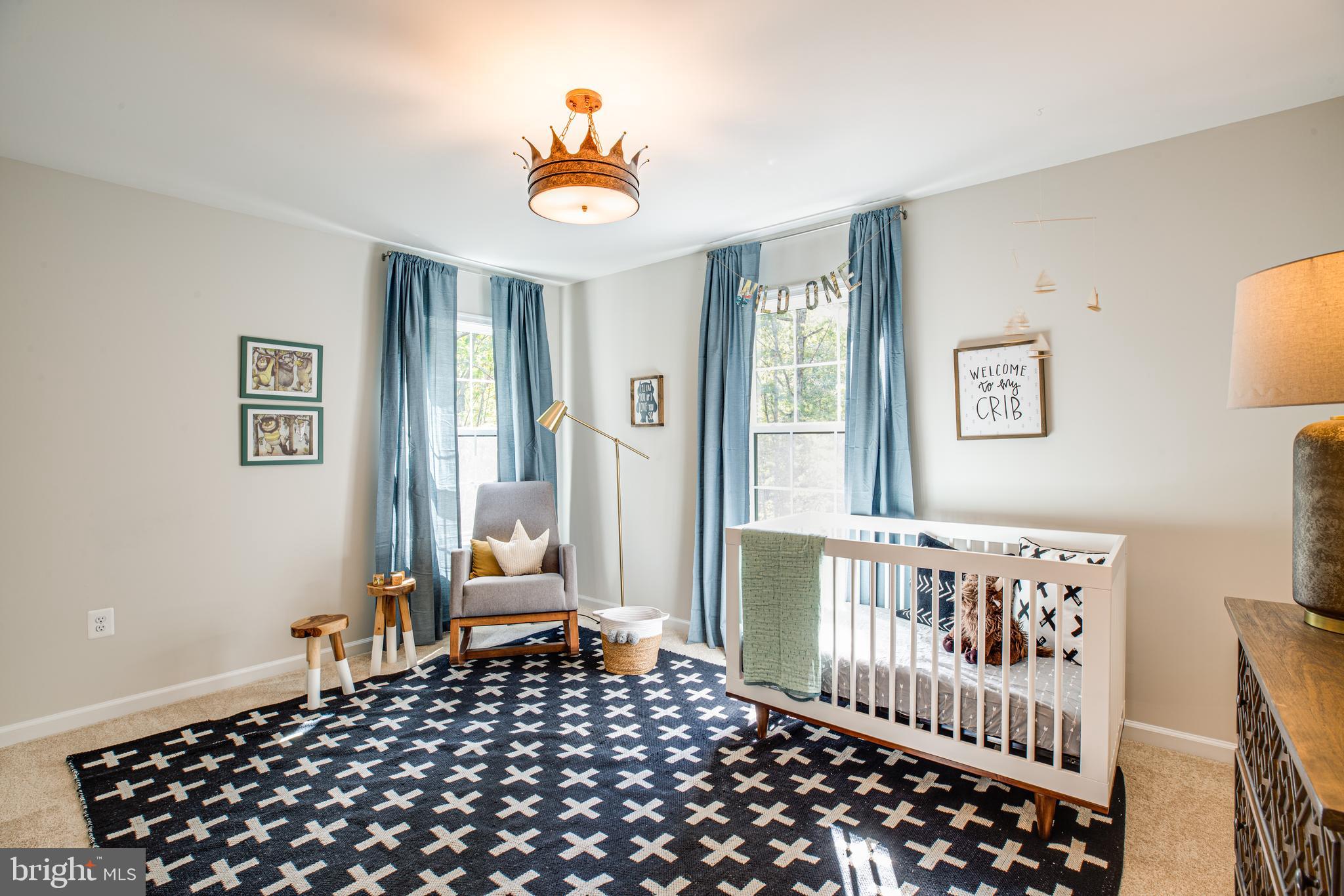 WHITEHALL - Residential