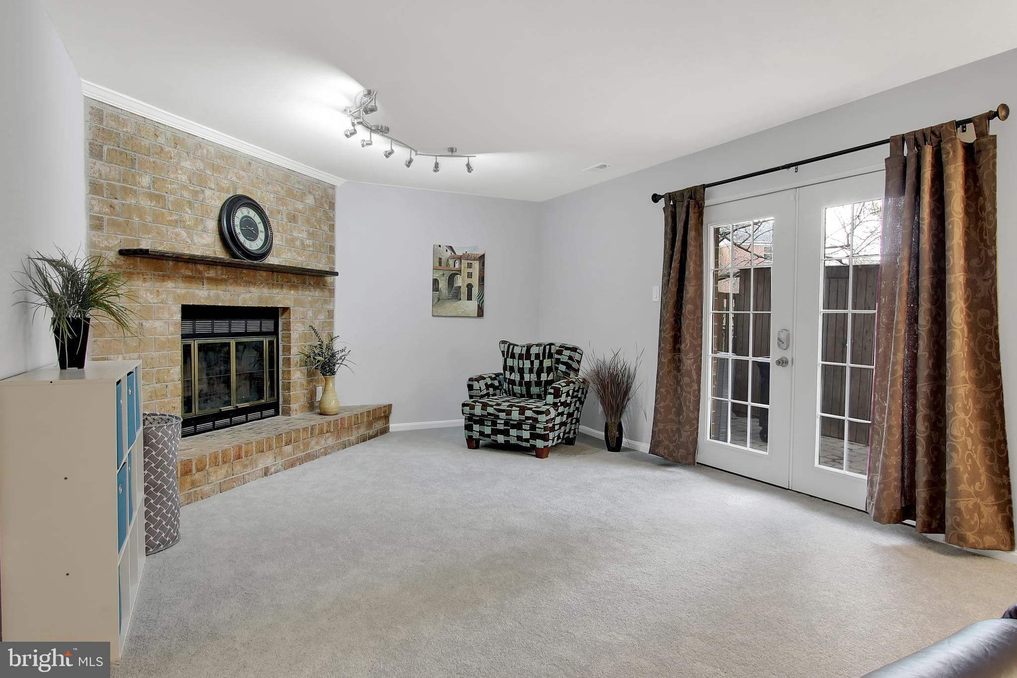 VILLAGE OF KINGS CONTRIVANCE - Residential