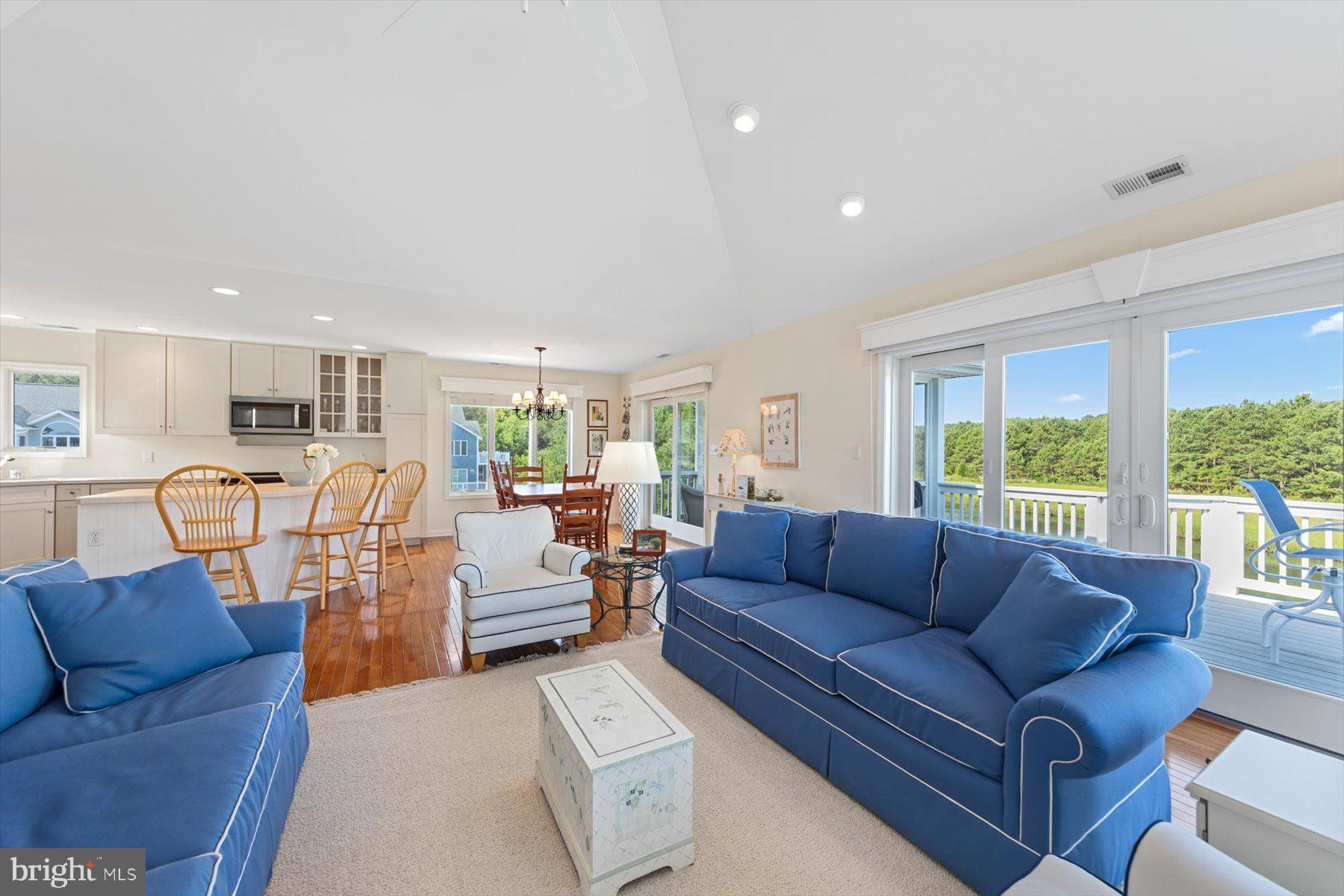 OCEAN RIDGE WEST - Residential