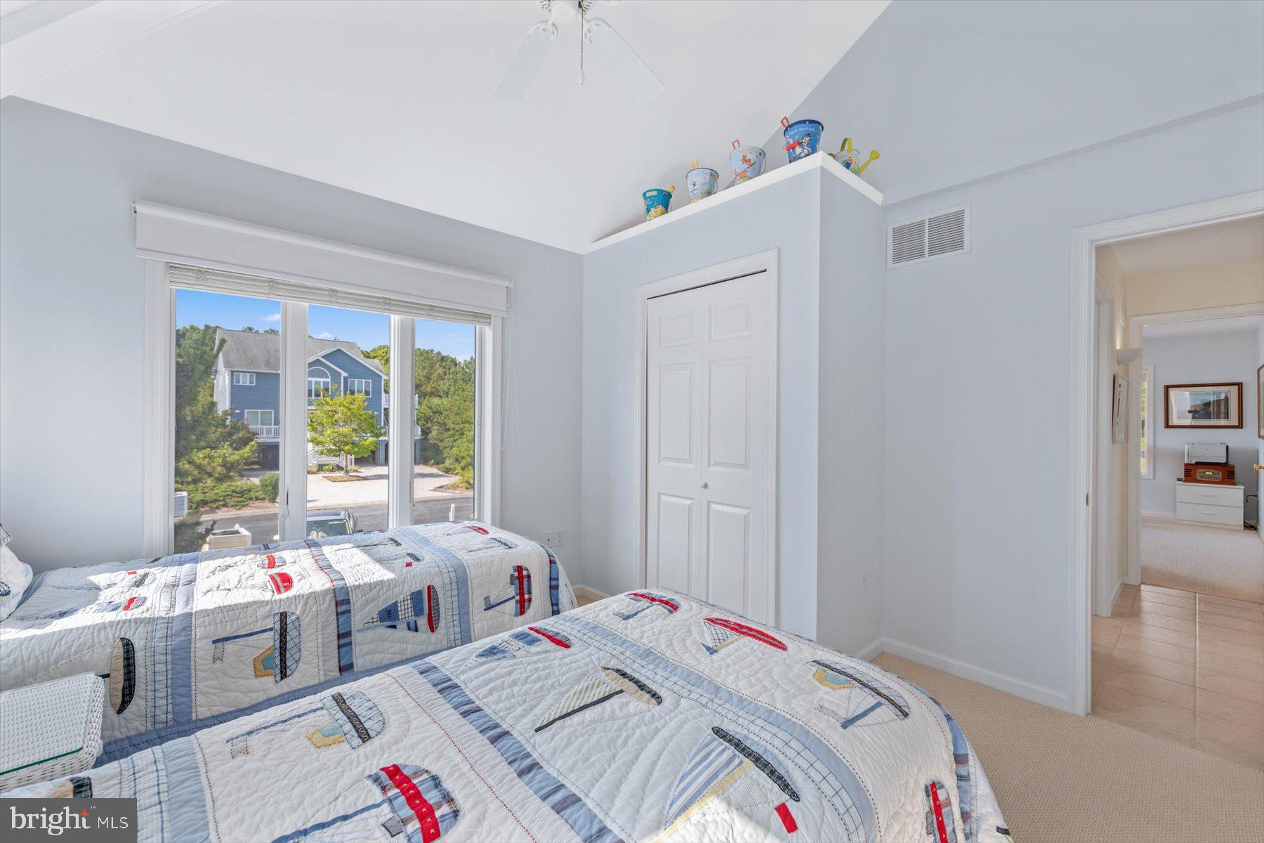 OCEAN RIDGE WEST - Residential