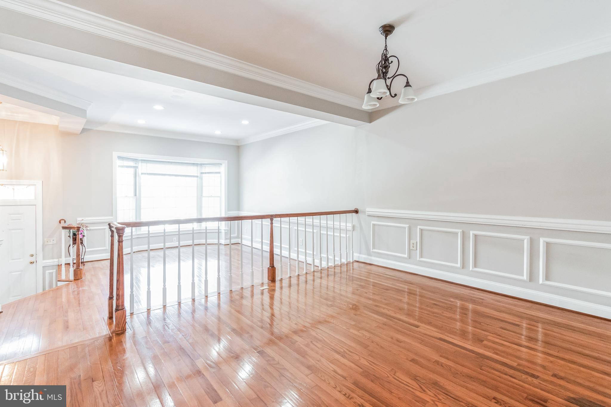 COURTHOUSE WOODS - Residential Lease