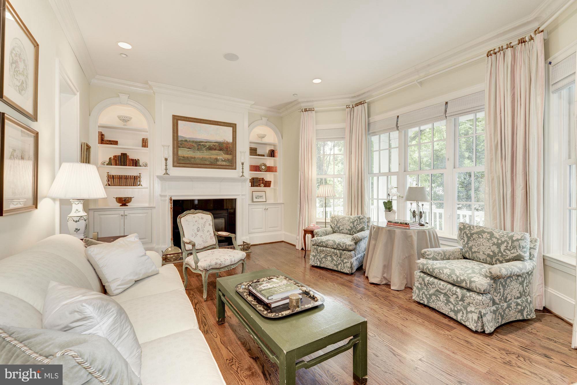 PALISADES - Residential