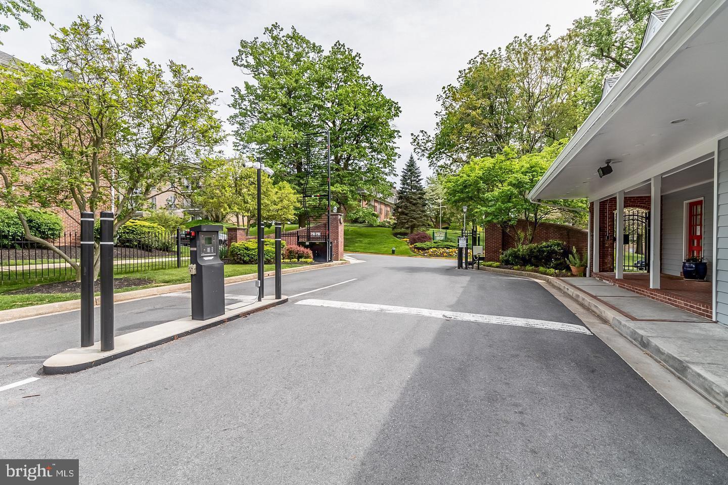 355 HOMELAND SOUTHWAY 2B