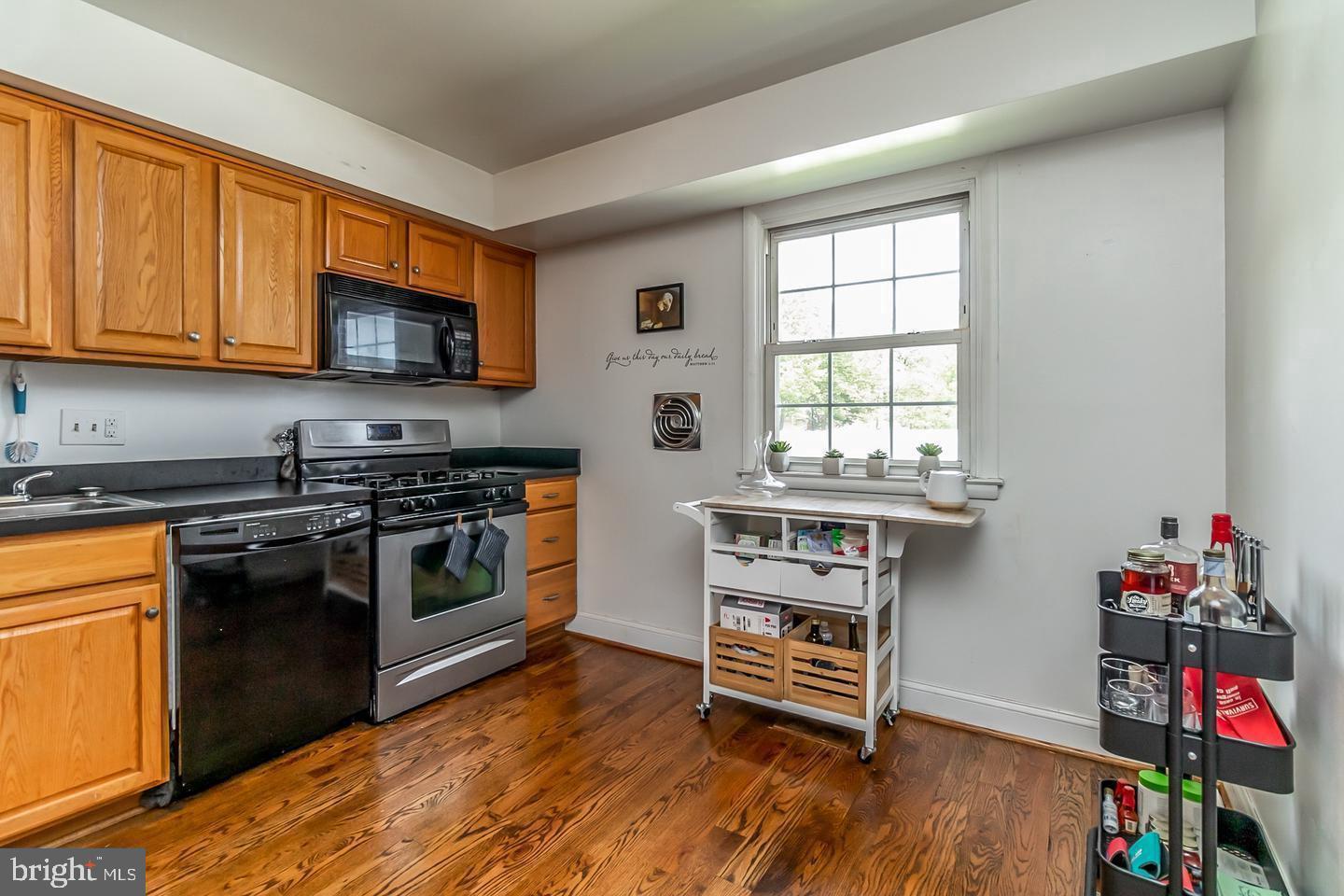 VILLAGES AT HOMELAND - Residential