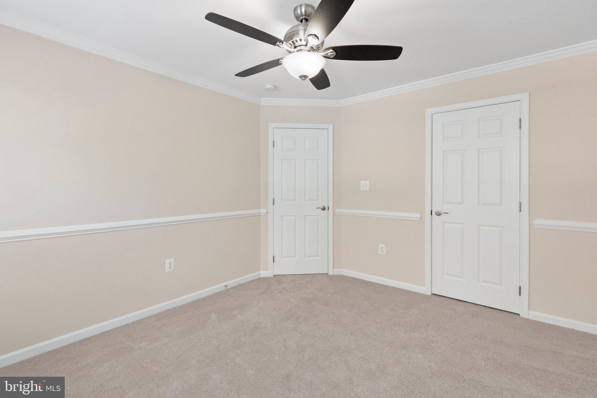 LEE'S HILL - Residential