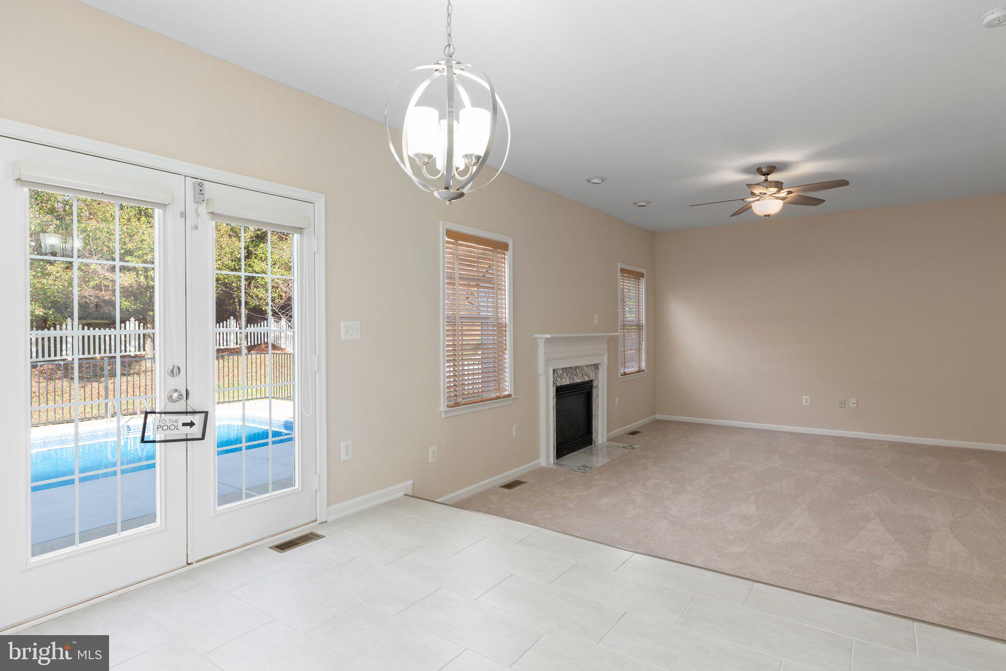 LEE'S HILL - Residential