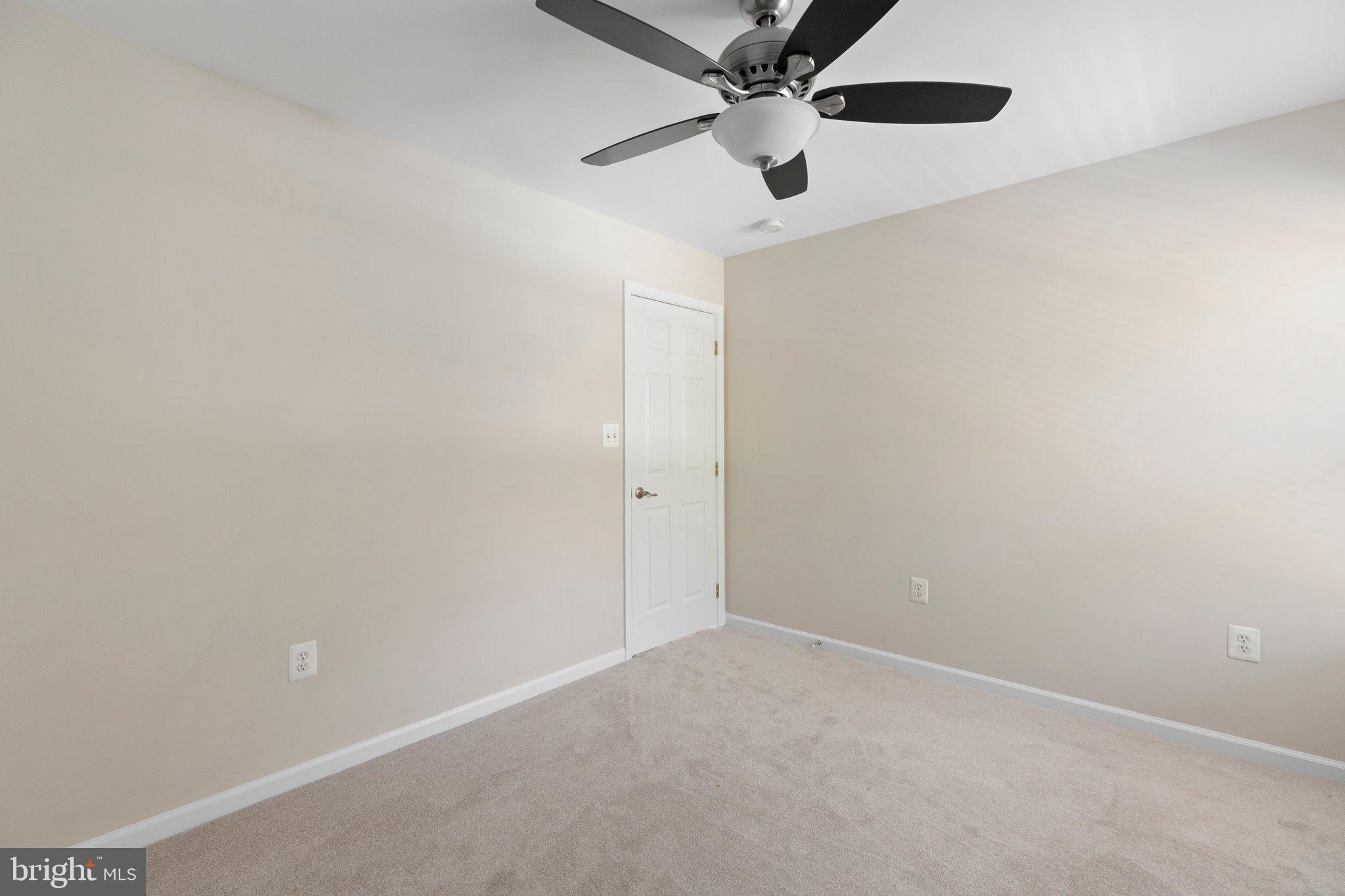 LEE'S HILL - Residential