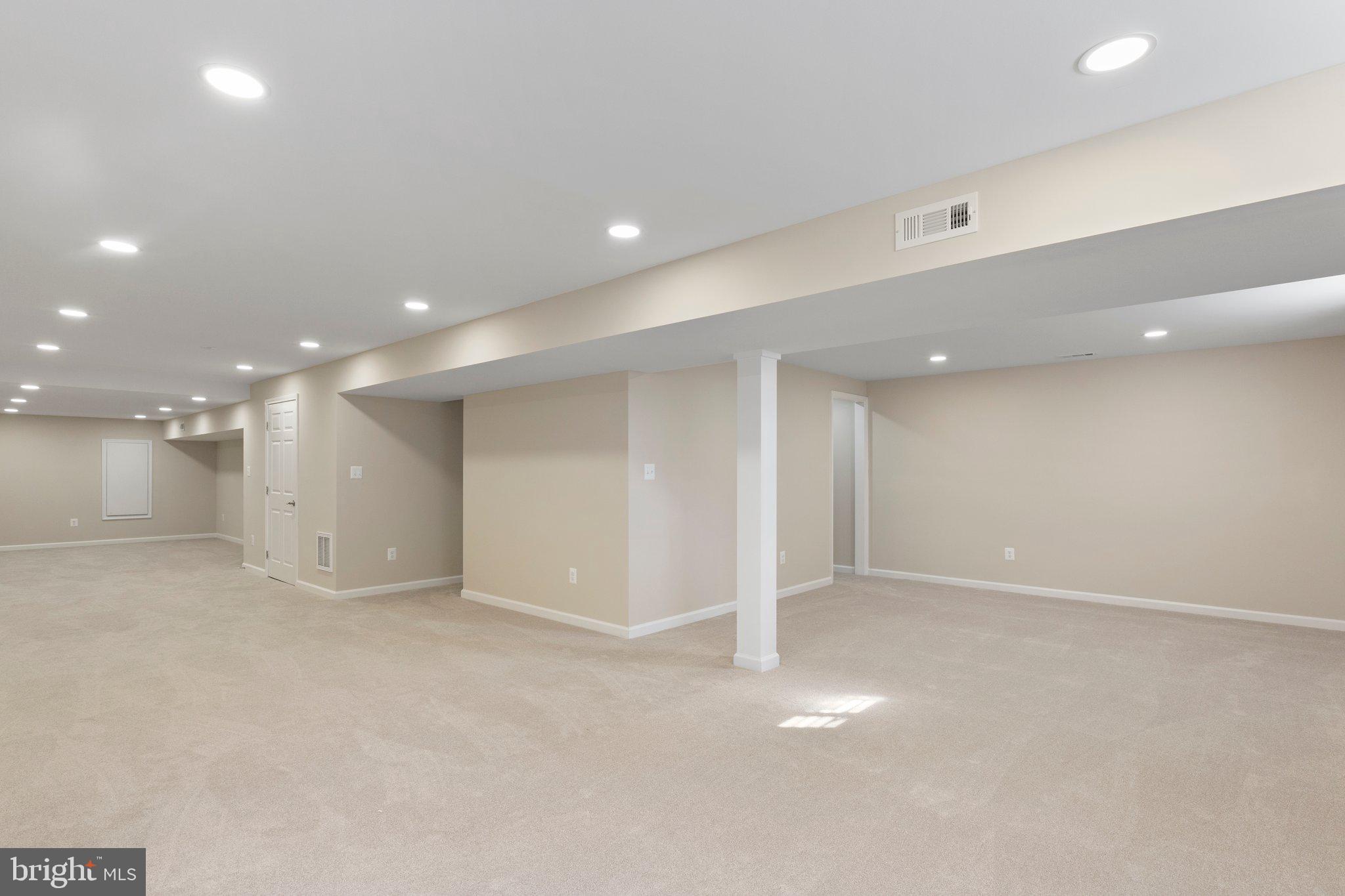 LEE'S HILL - Residential