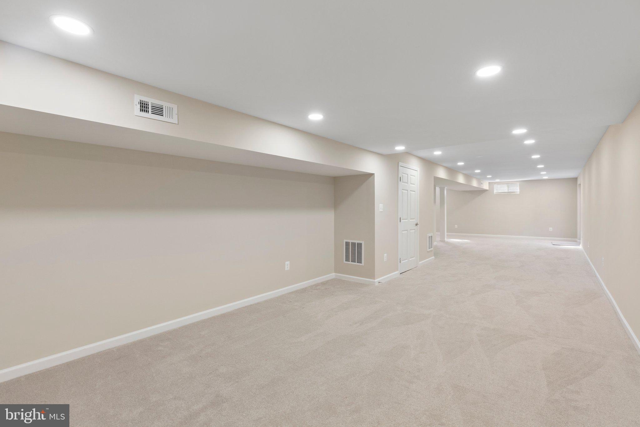 LEE'S HILL - Residential