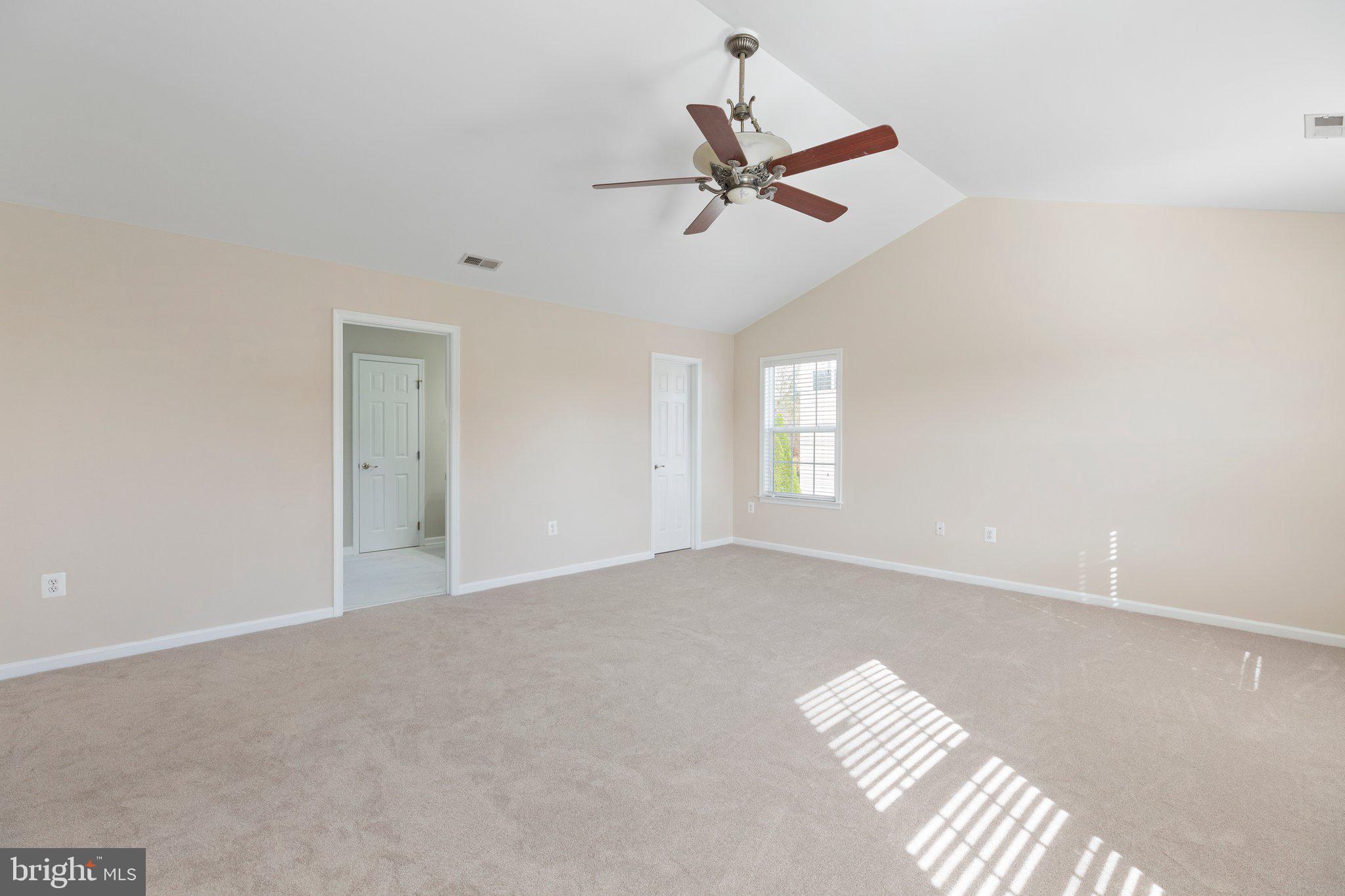 LEE'S HILL - Residential