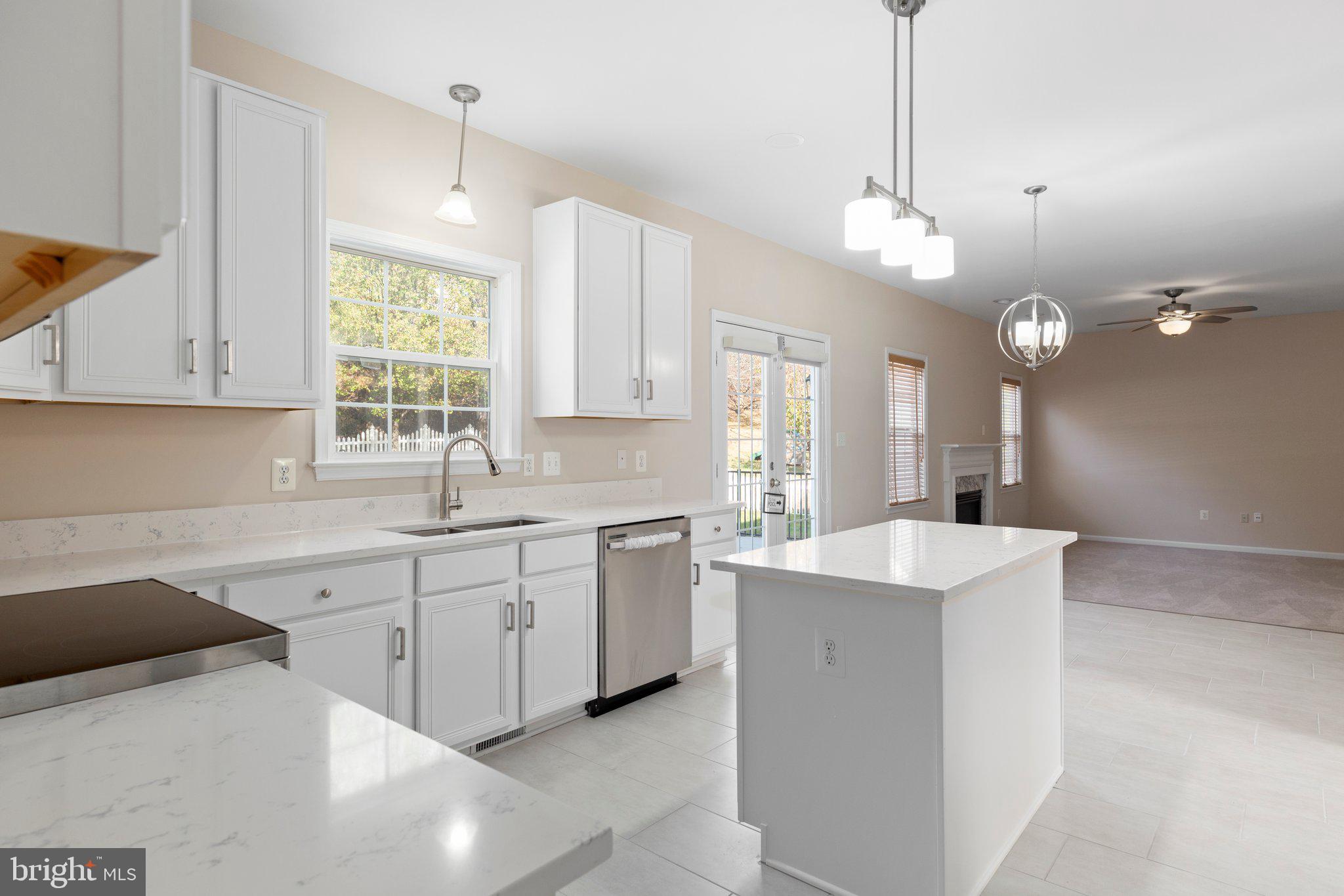 LEE'S HILL - Residential