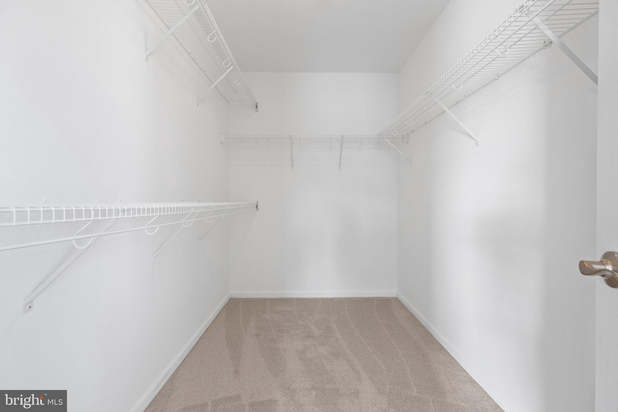 LEE'S HILL - Residential