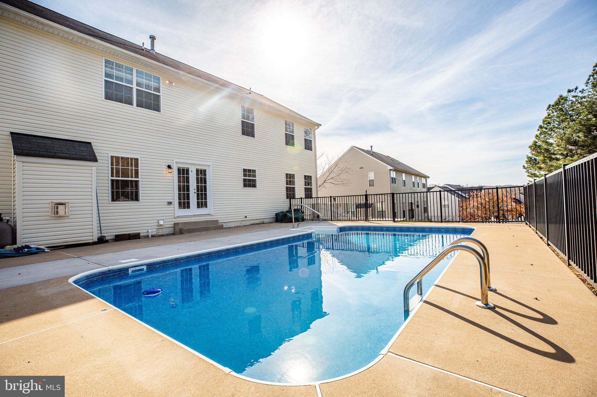 LEE'S HILL - Residential