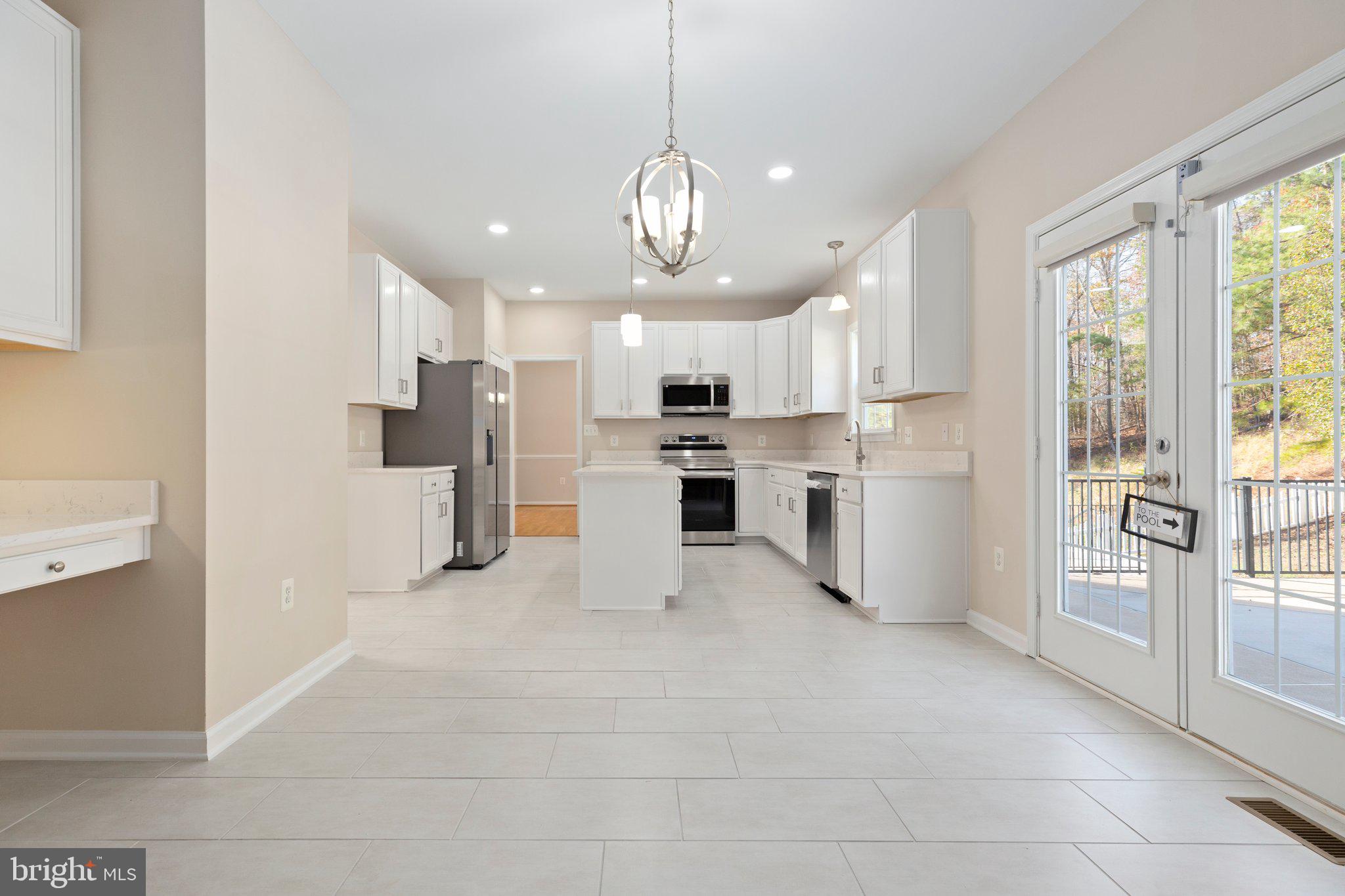 LEE'S HILL - Residential