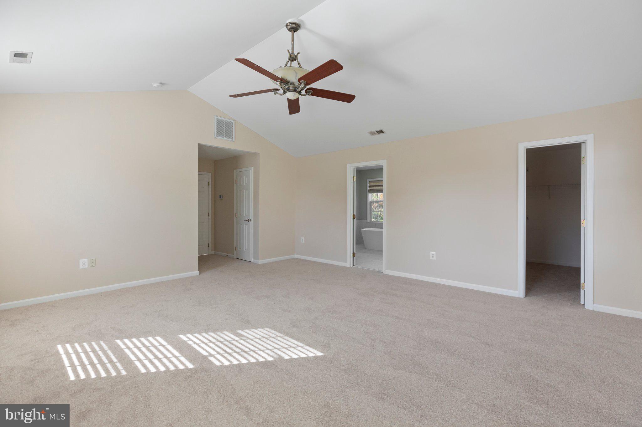 LEE'S HILL - Residential