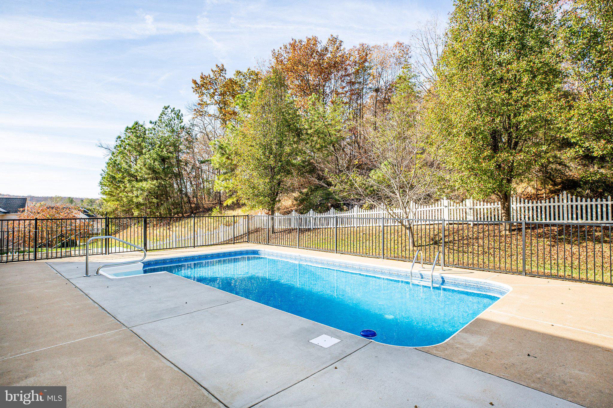 LEE'S HILL - Residential