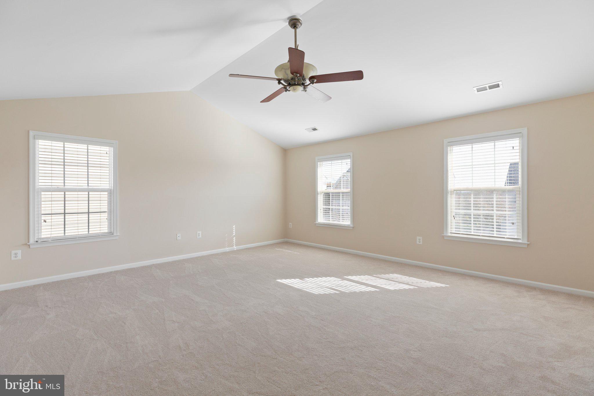 LEE'S HILL - Residential