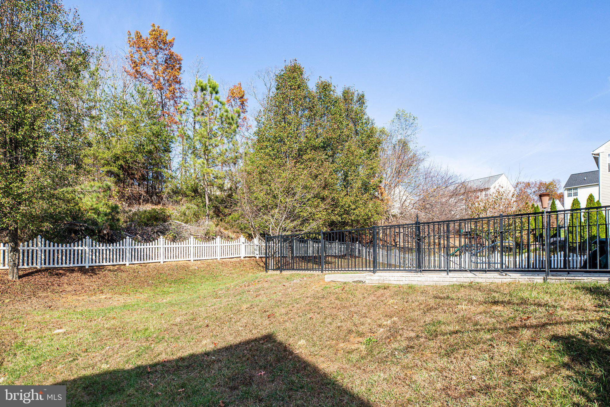 LEE'S HILL - Residential