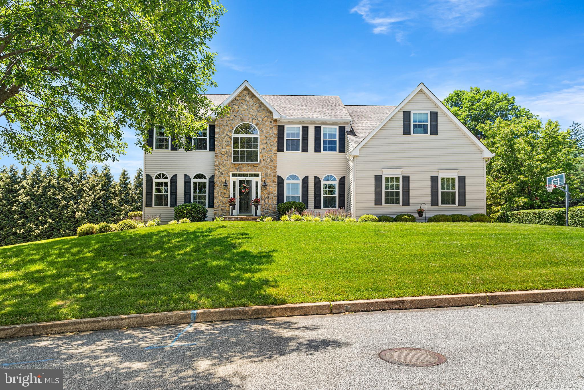 12 HIGH HILL LANE