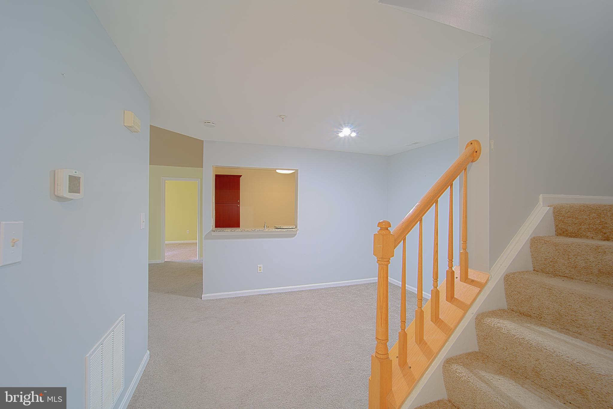 FALLS GABLE - Residential Lease