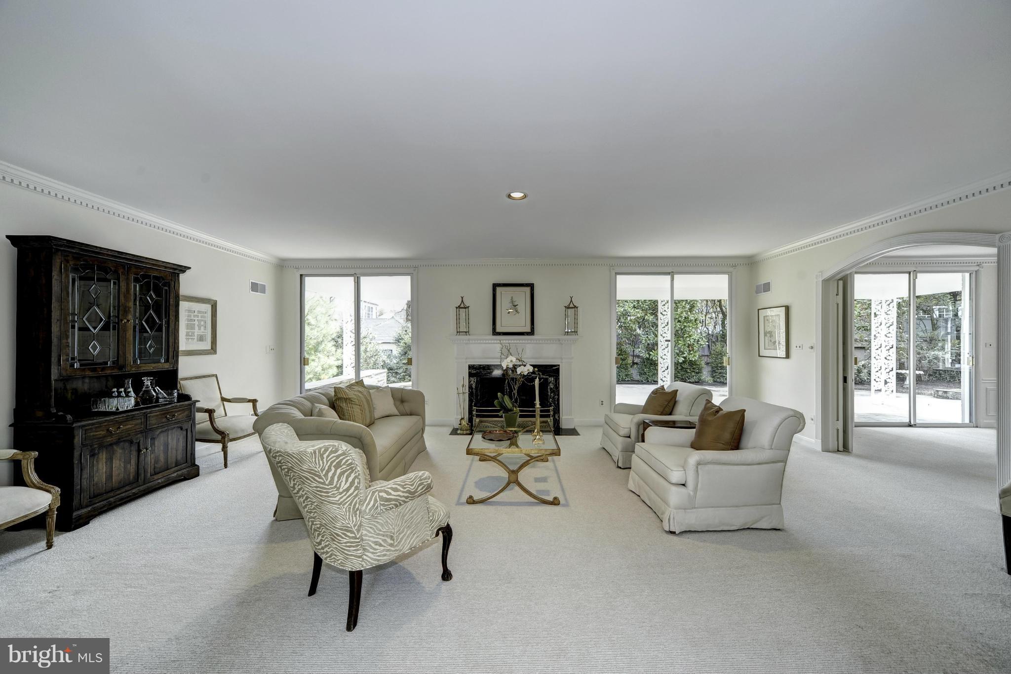 KENWOOD - Residential