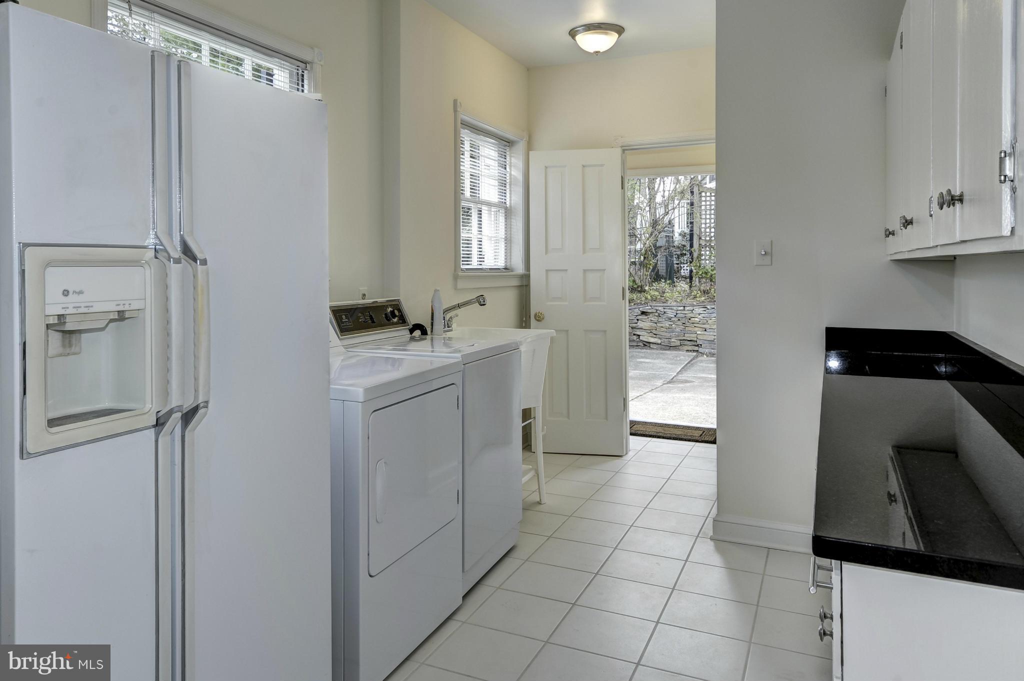 KENWOOD - Residential