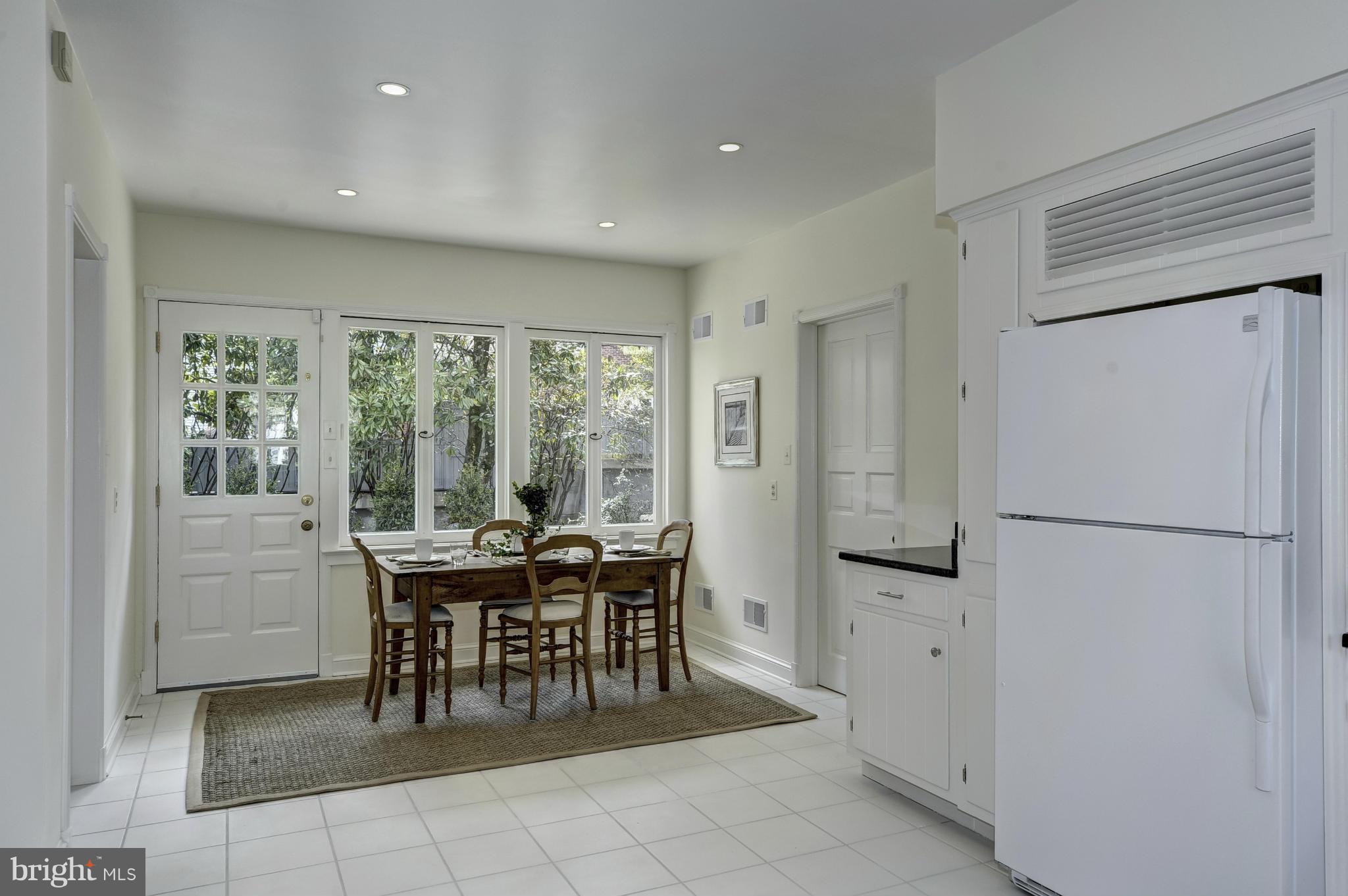 KENWOOD - Residential