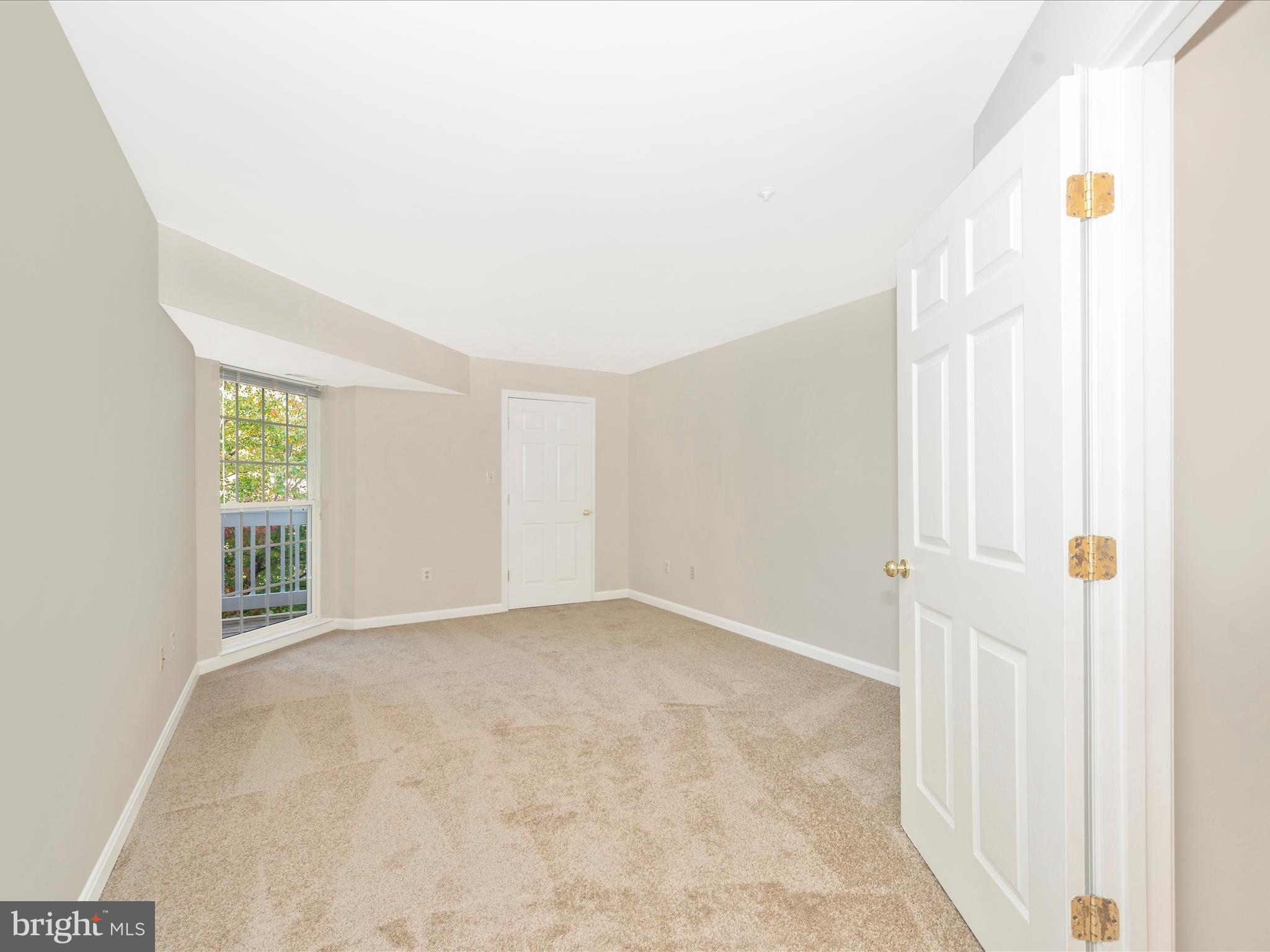 ECHO GLEN - Residential