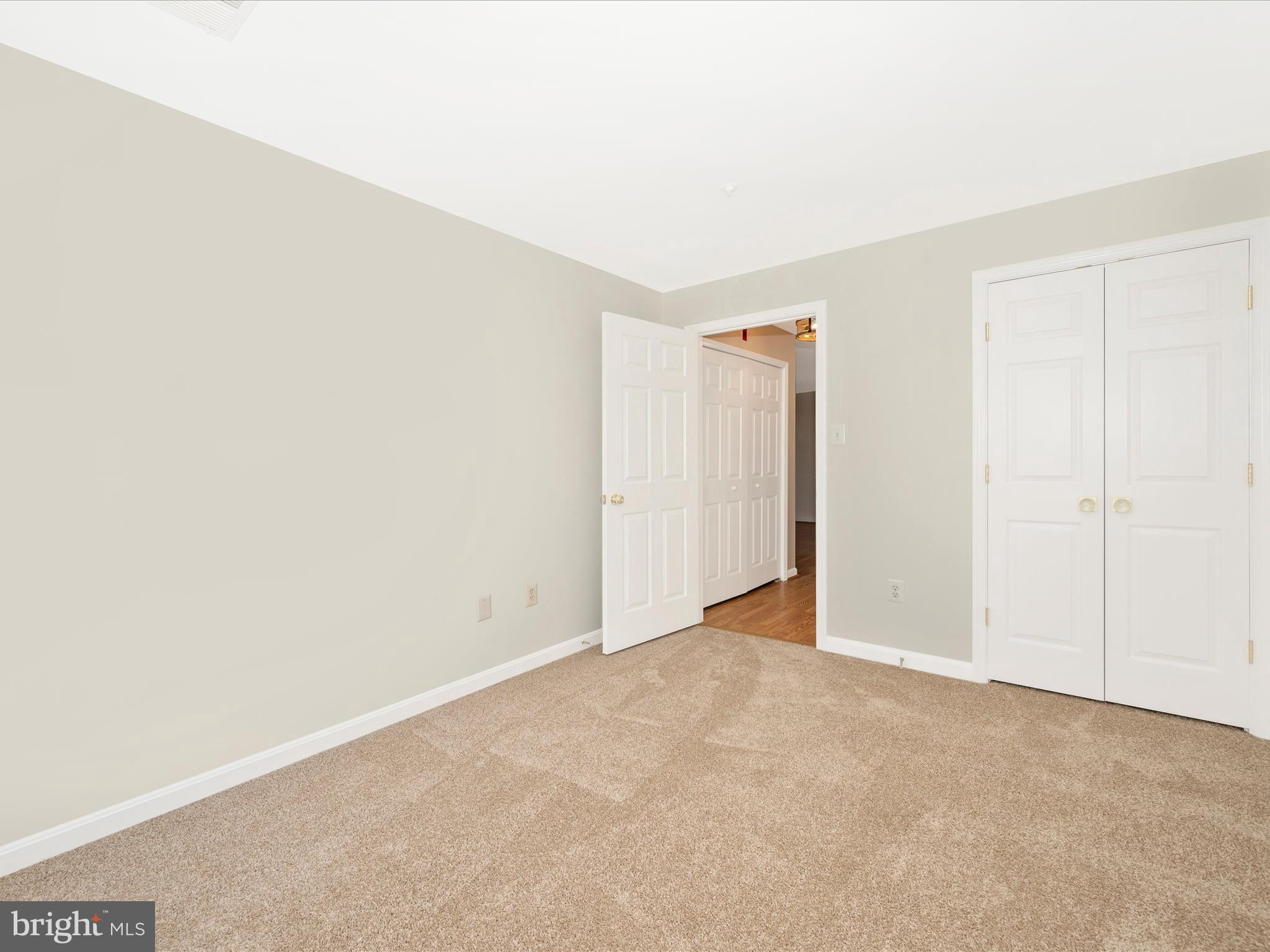 ECHO GLEN - Residential