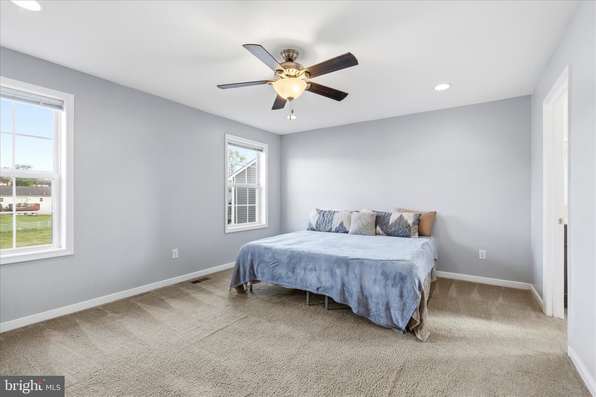 POTOMAC MANOR - Residential