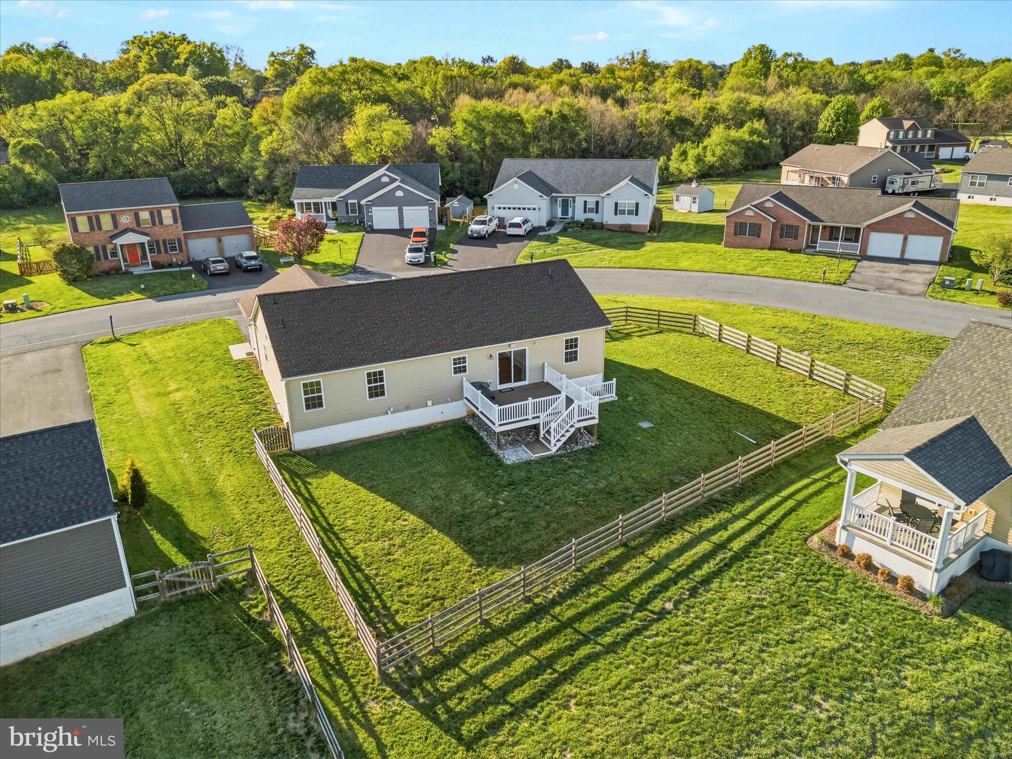 POTOMAC MANOR - Residential