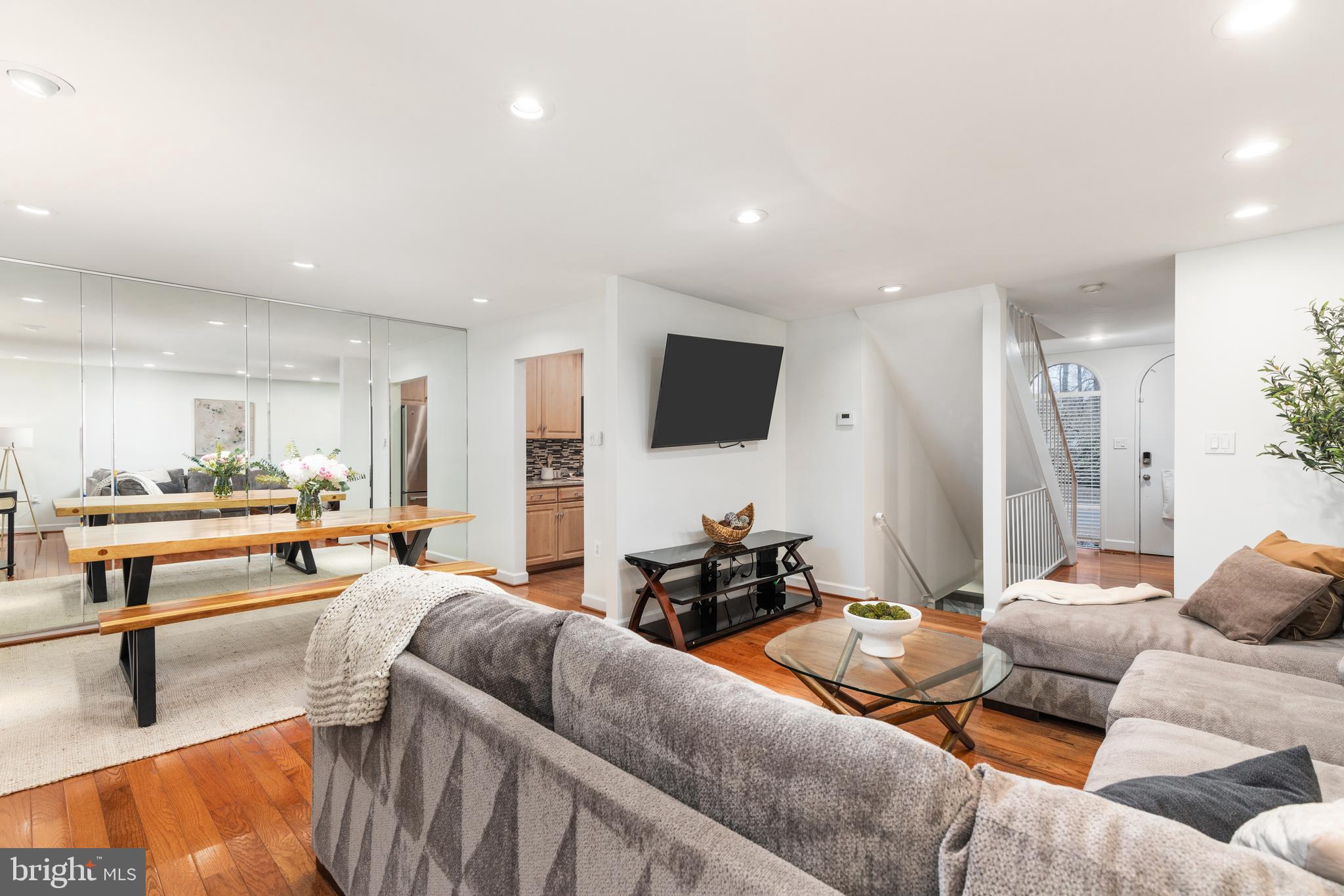 4920 HERKIMER STREET