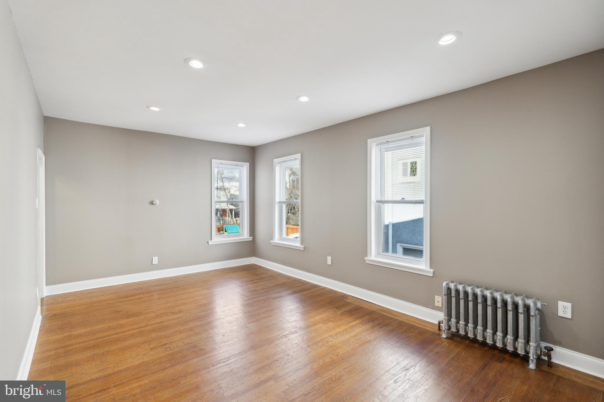 MANAYUNK - Residential Lease