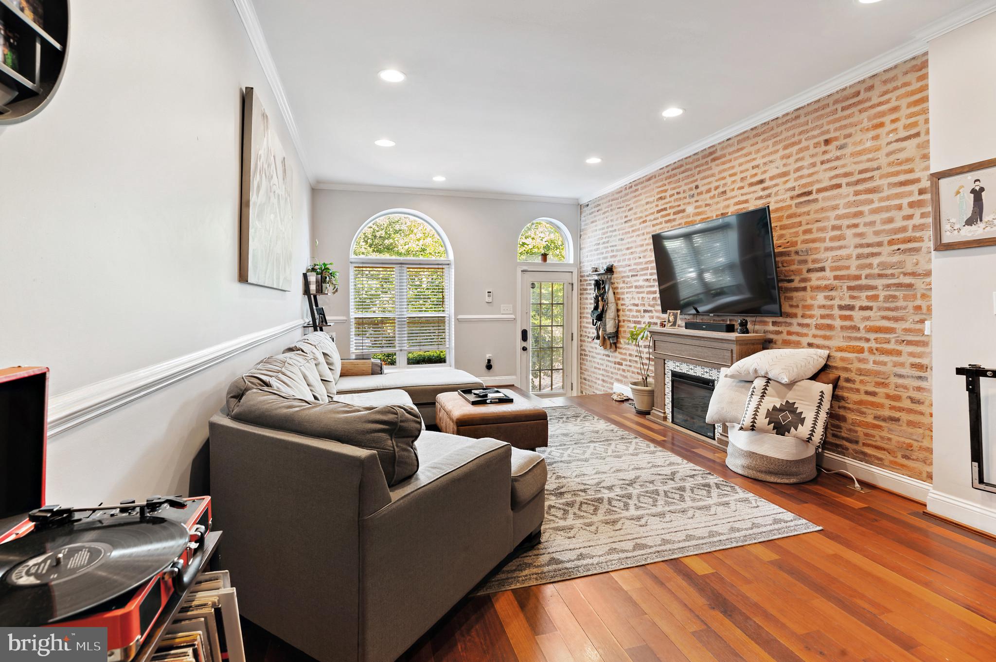 PATTERSON PARK - Residential Lease