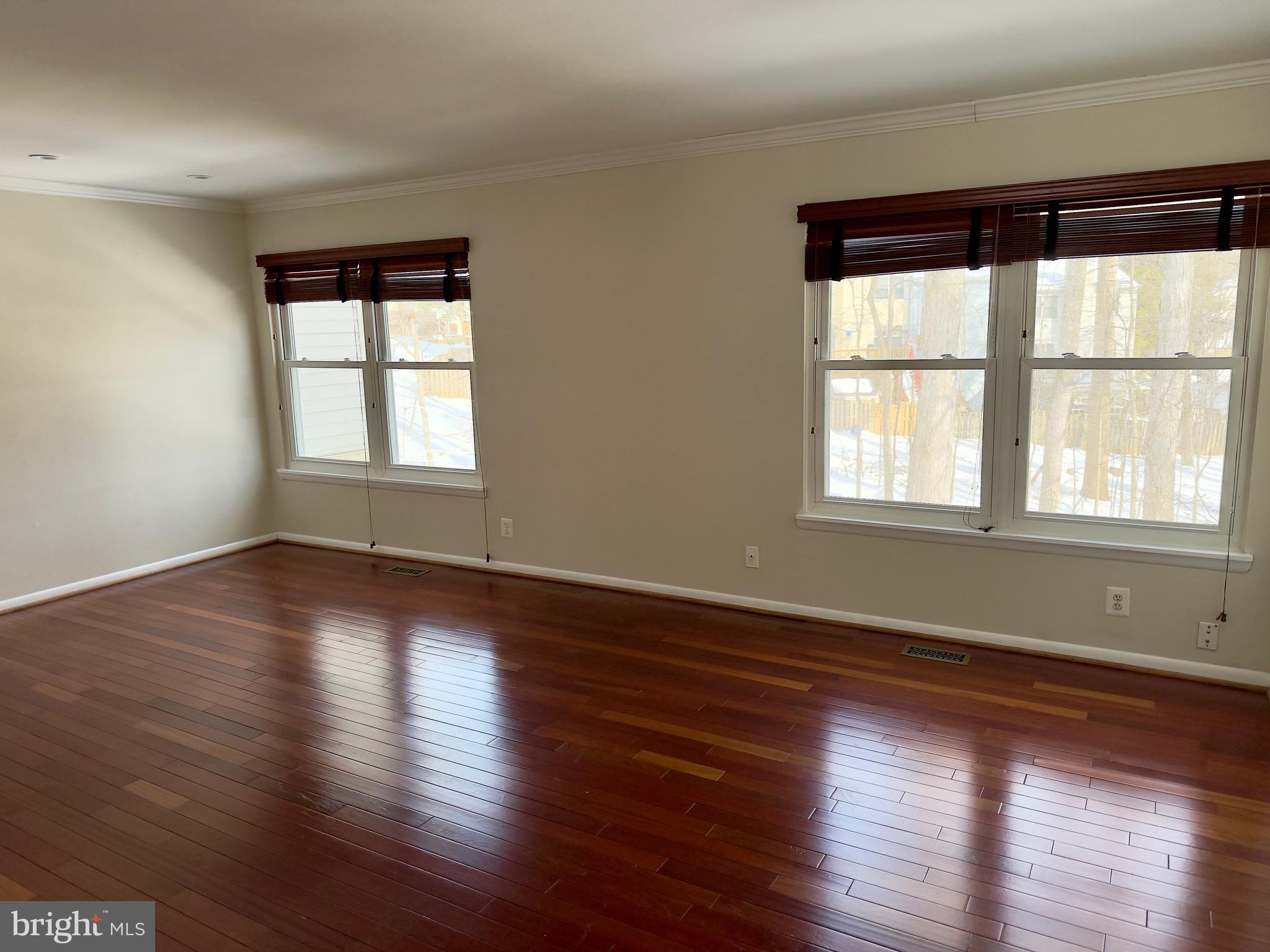 GUNNERS LAKE VILLAGE - Residential