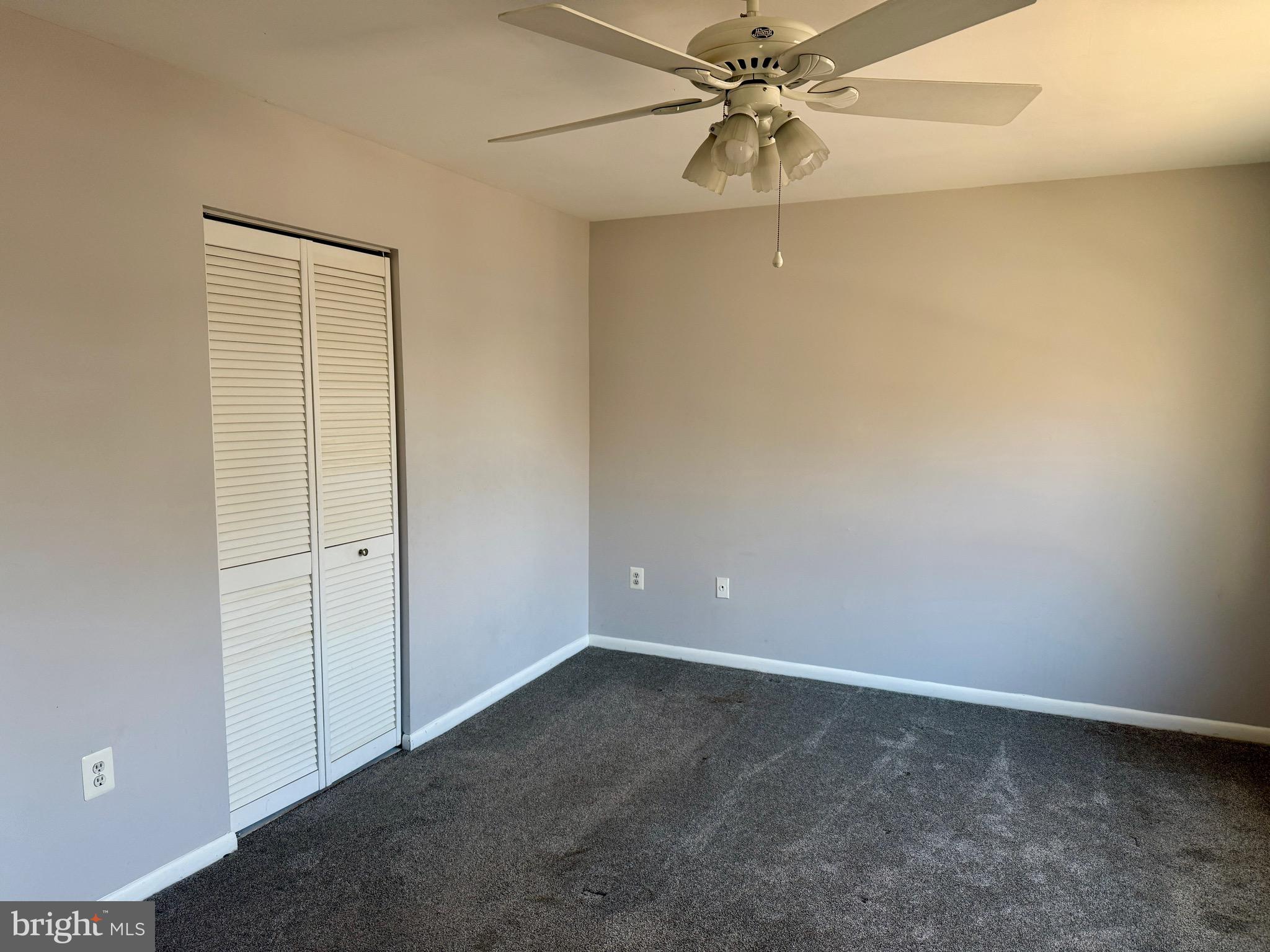 GUNNERS LAKE VILLAGE - Residential