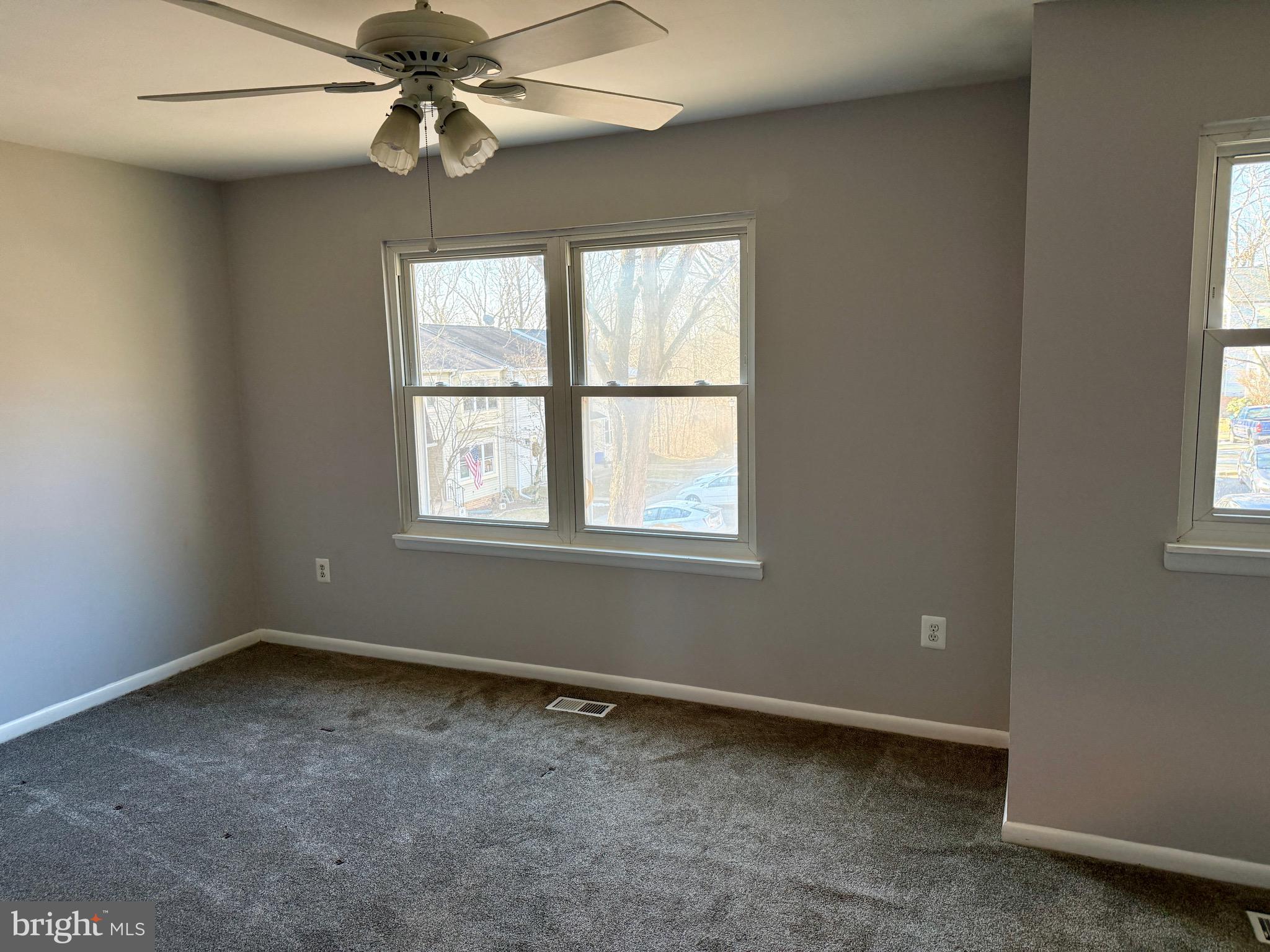 GUNNERS LAKE VILLAGE - Residential