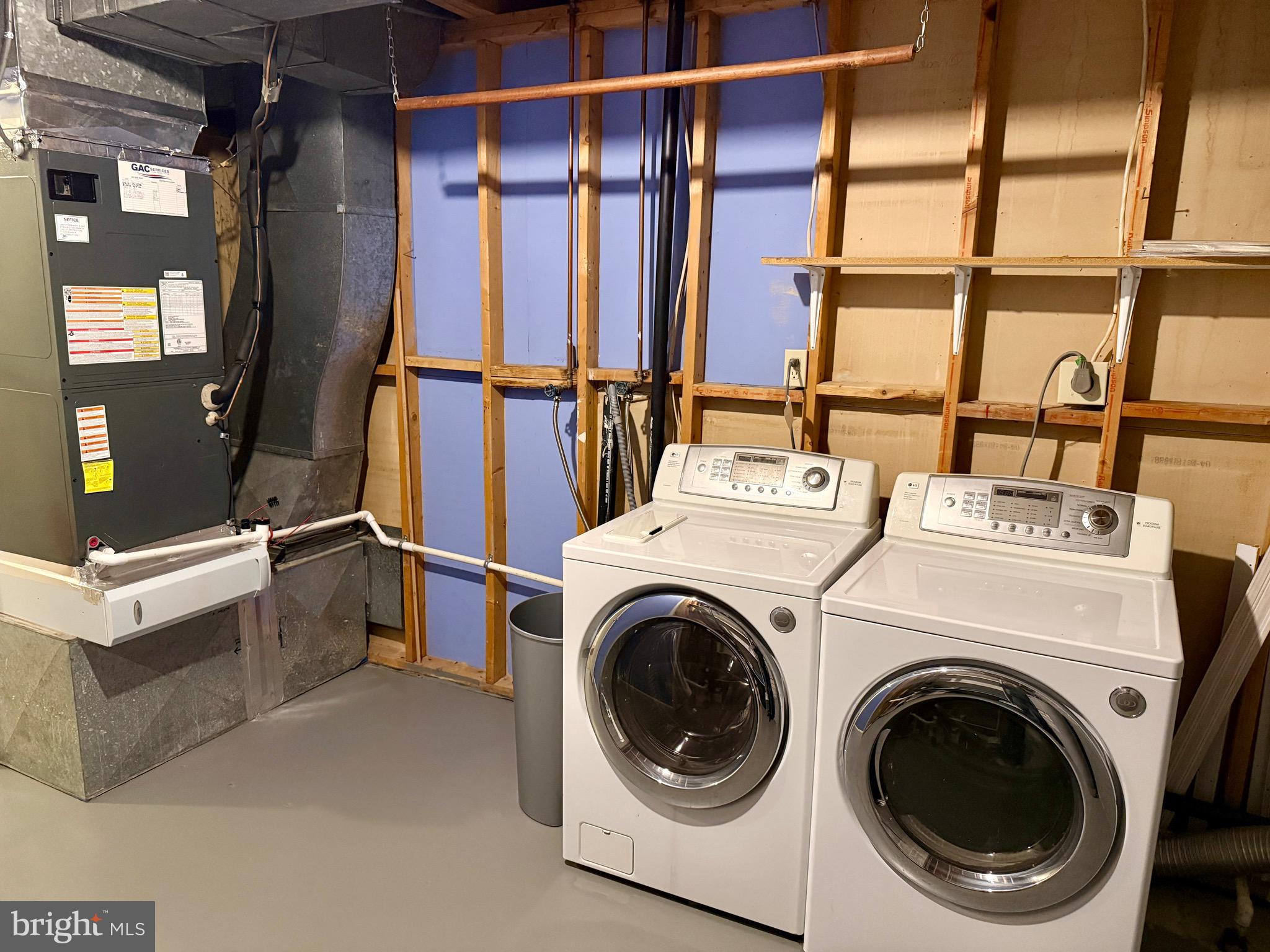 GUNNERS LAKE VILLAGE - Residential