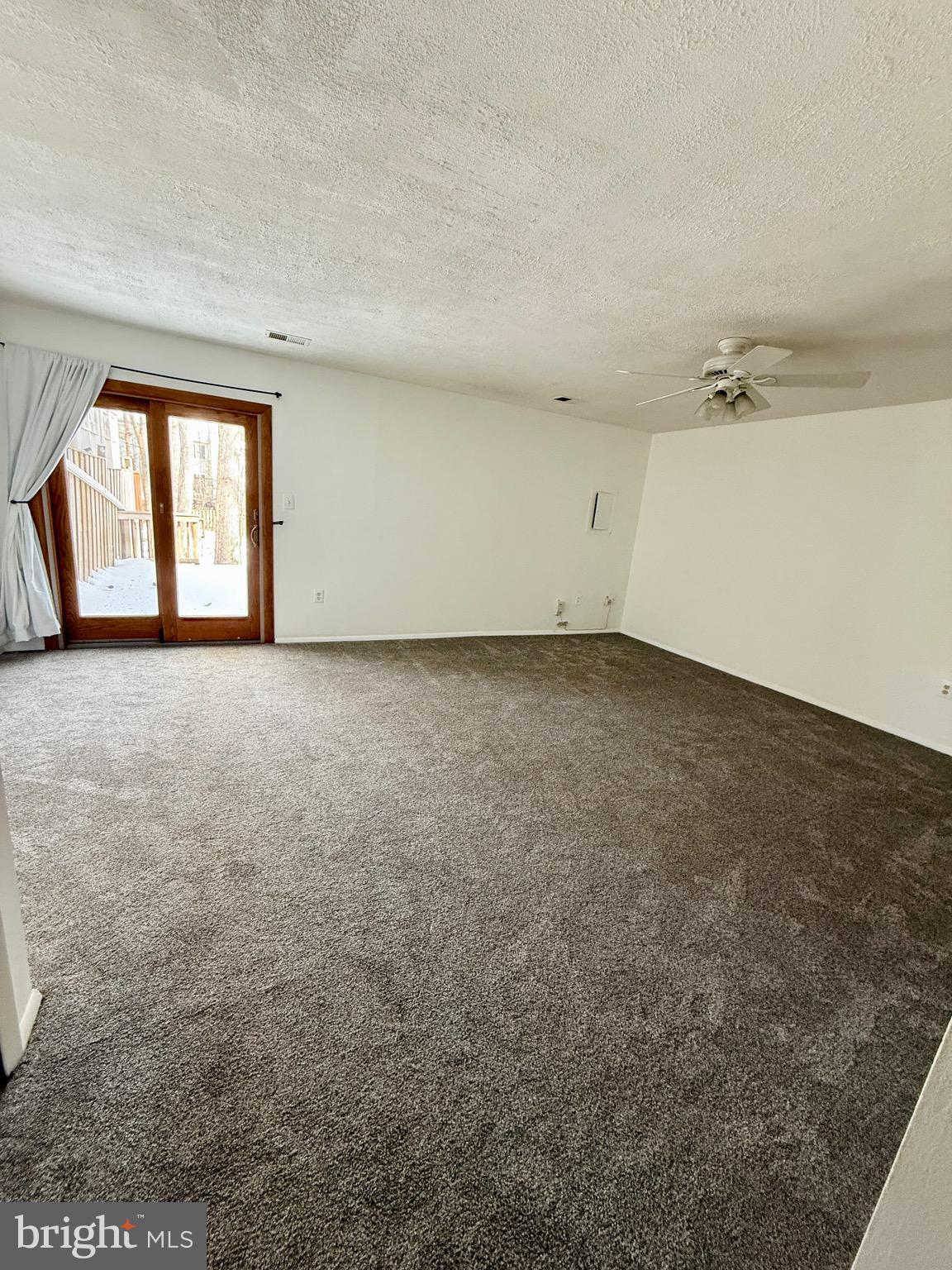 GUNNERS LAKE VILLAGE - Residential