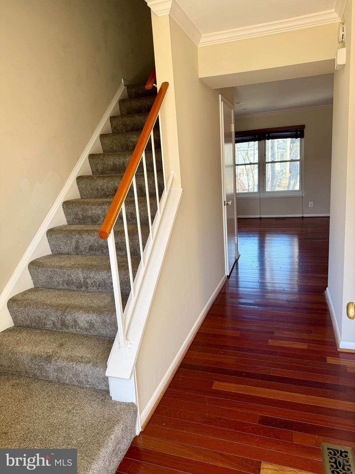 GUNNERS LAKE VILLAGE - Residential