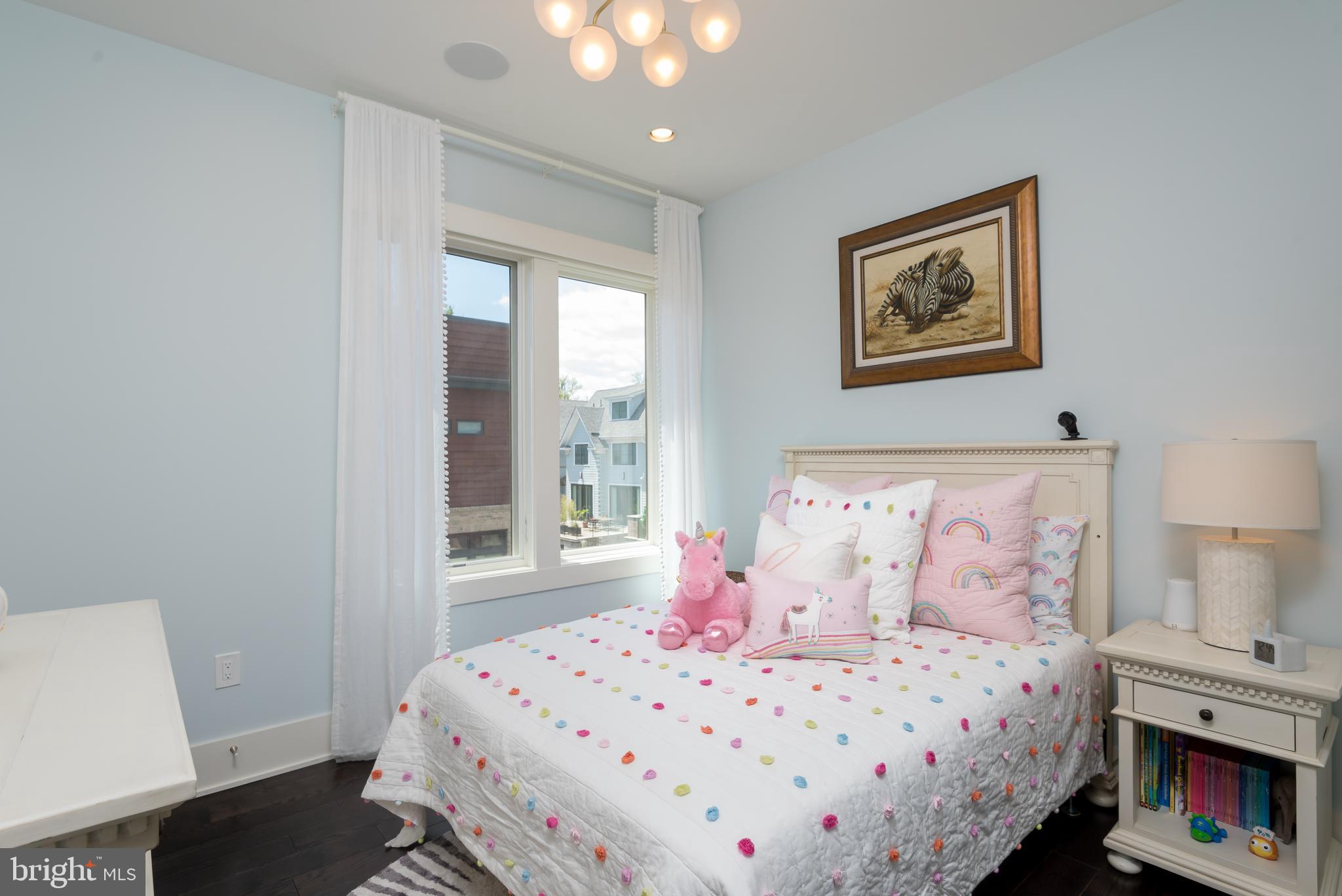 GROSVENOR HEIGHTS - Residential